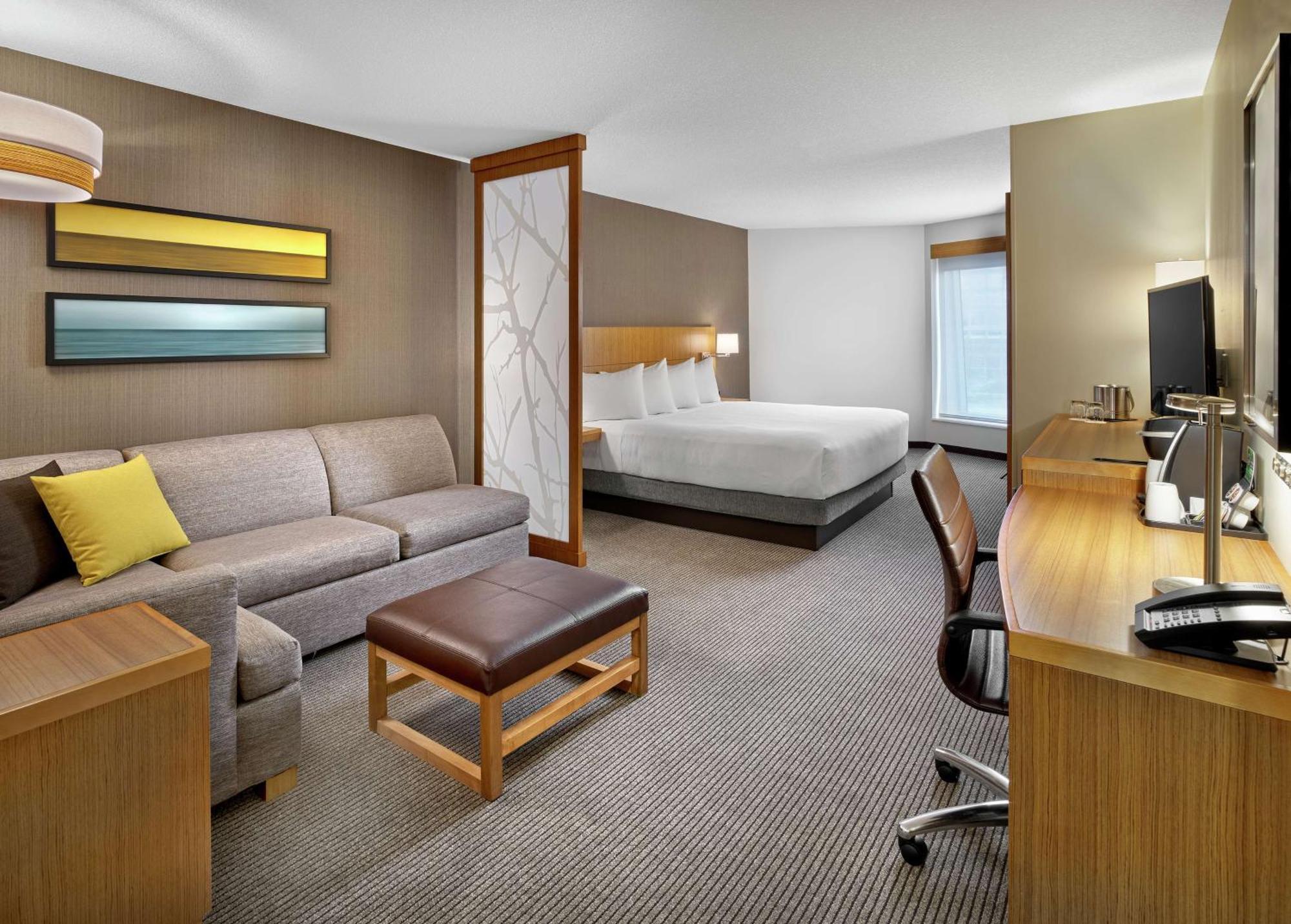 Doubletree By Hilton Downtown Hotel 4*