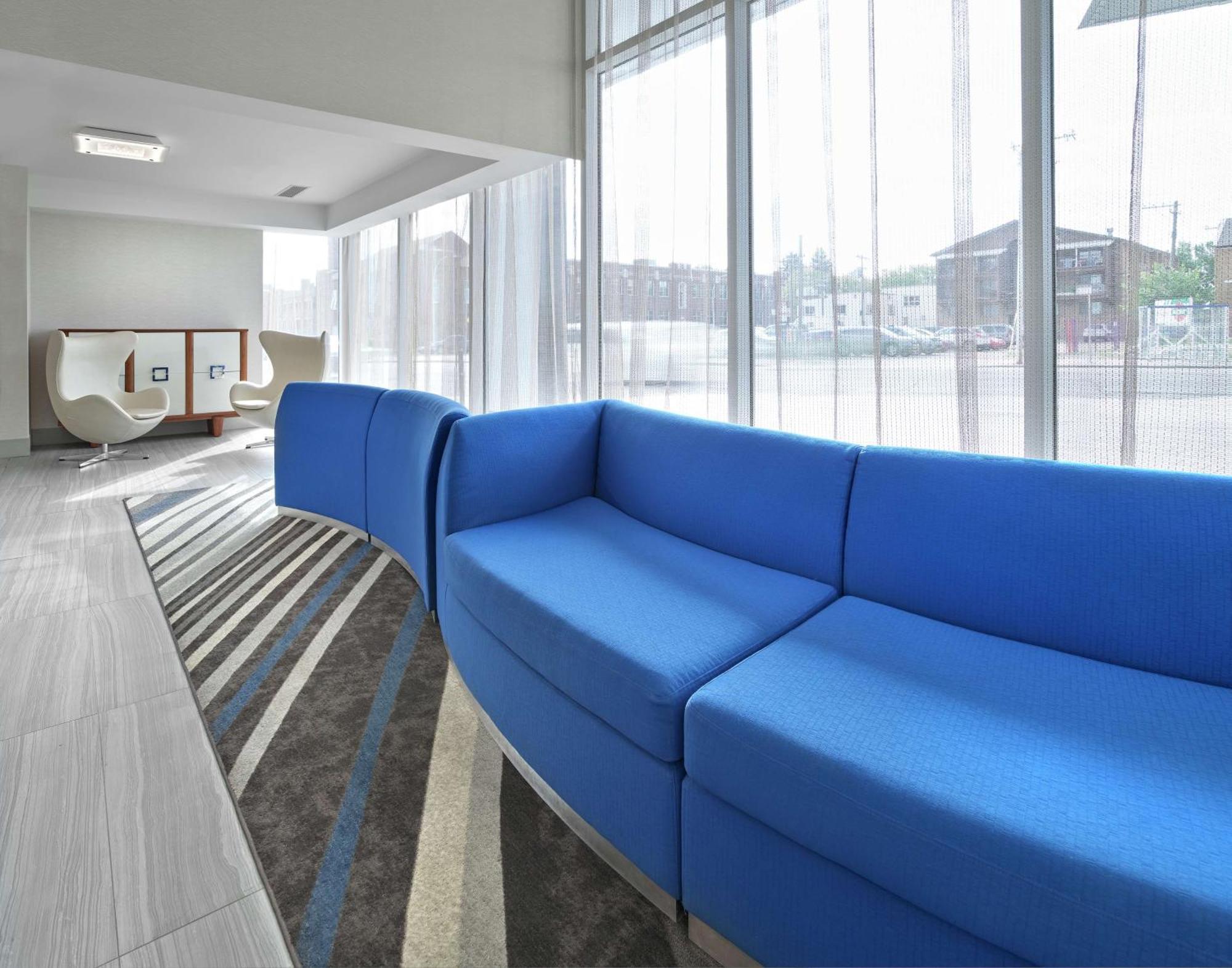 Doubletree By Hilton Downtown Hotel Edmonton