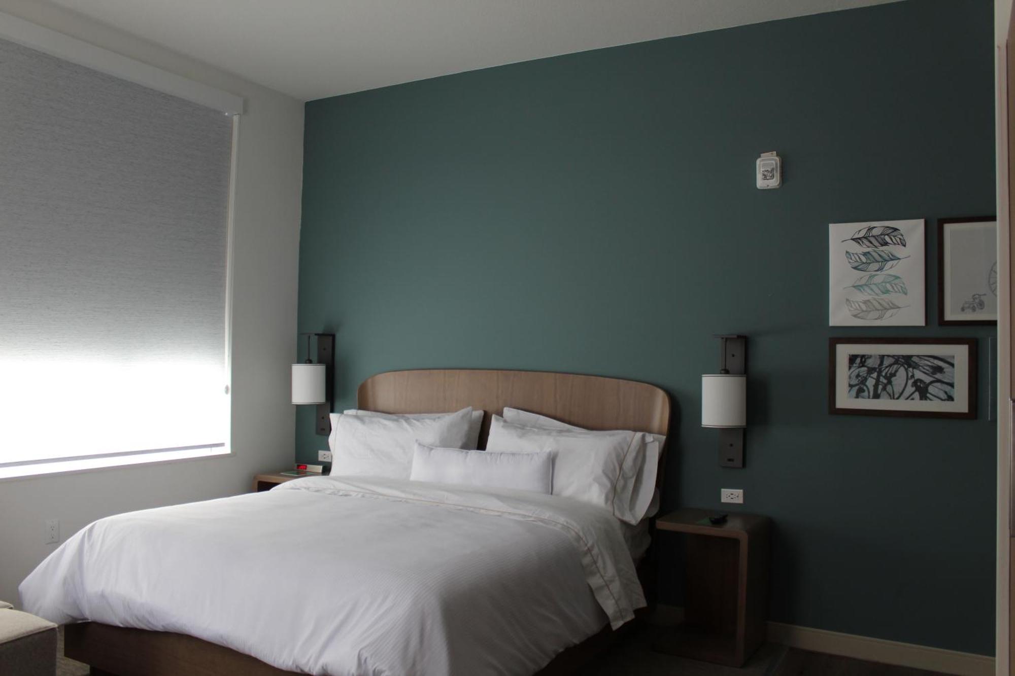 Hotel Element West