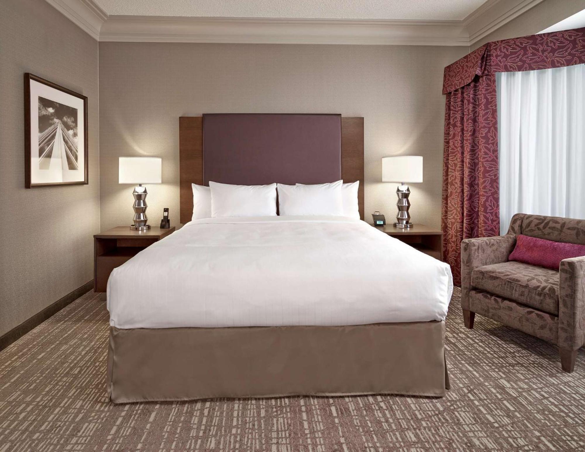 Hotel Doubletree By Hilton West Edmonton