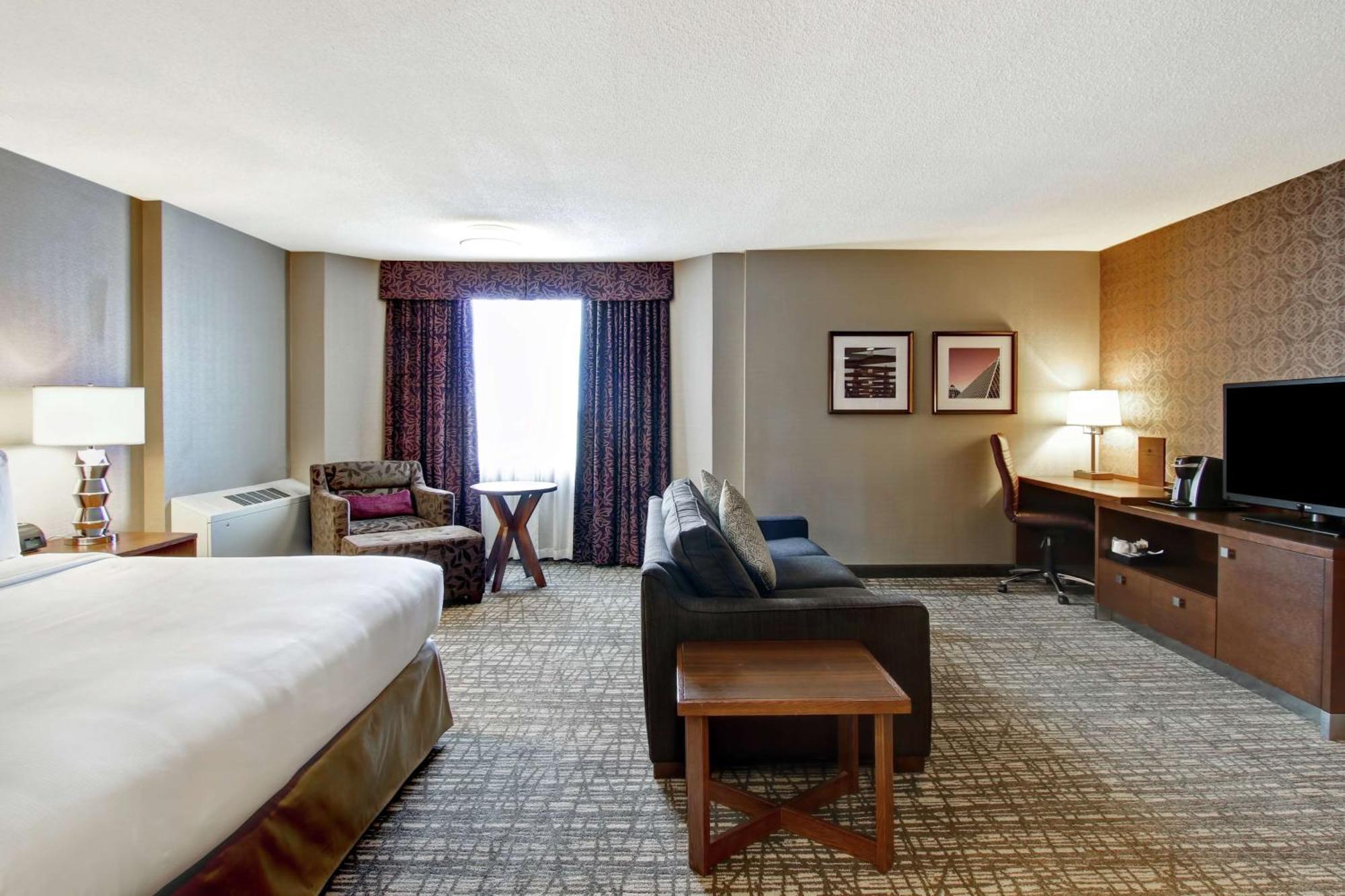 Hotel Doubletree By Hilton West 4*