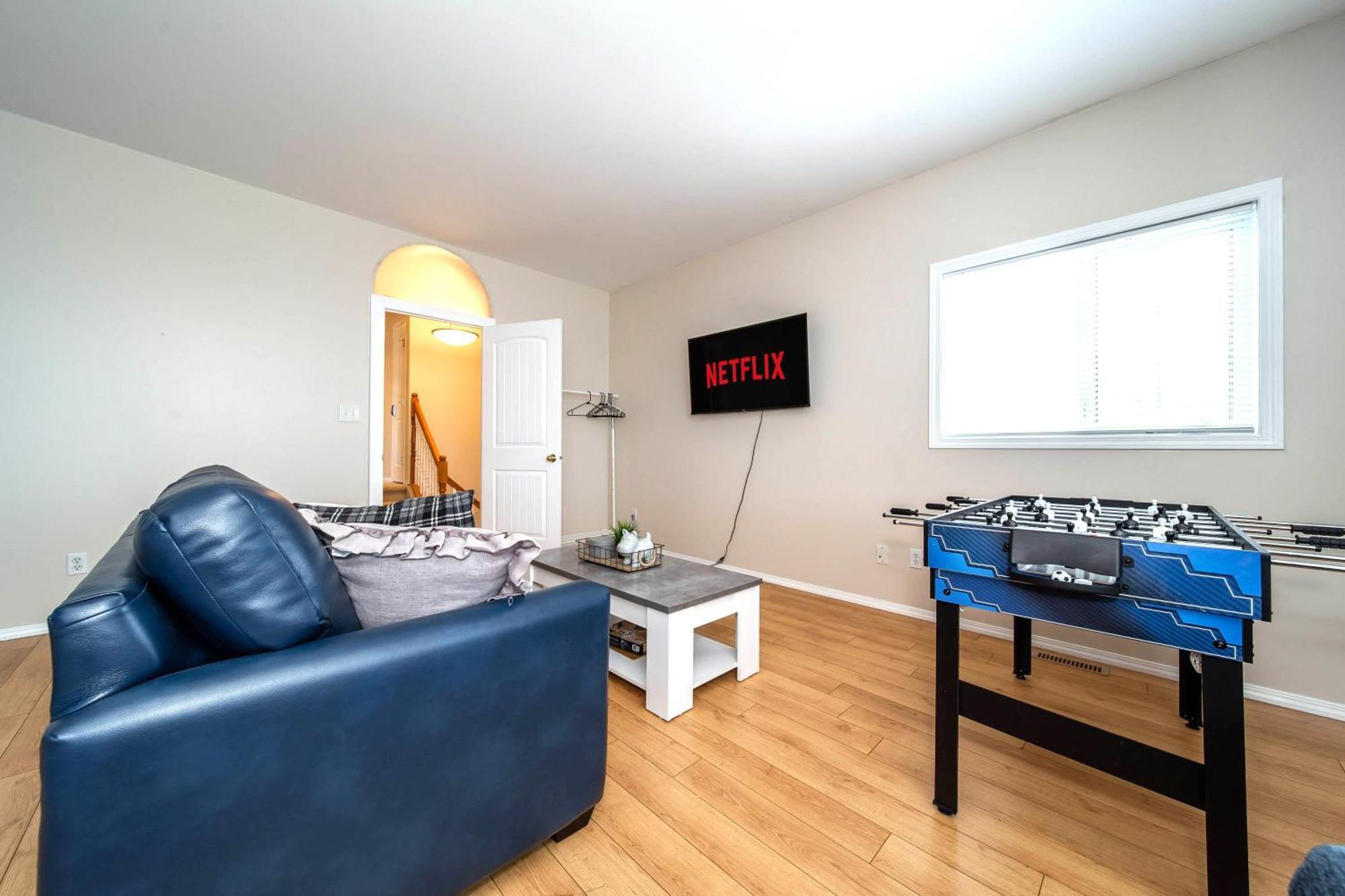 Luxury Lewis Estates Golf Course View By Henday, Whitemud, Wem, Acheson! *