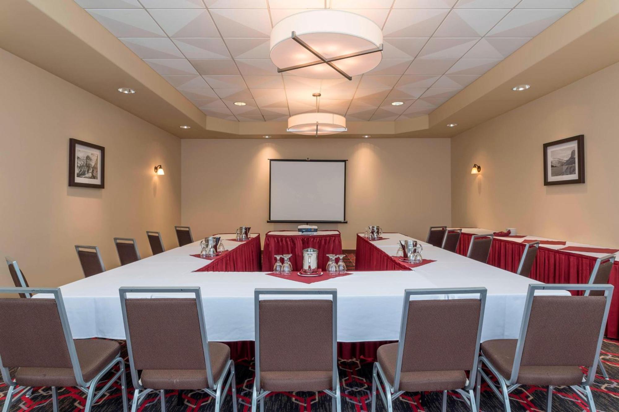 Four Points By Sheraton South Edmonton