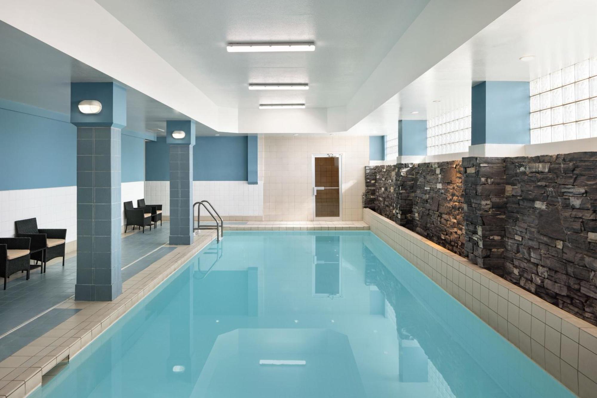Four Points By Sheraton South Hotel