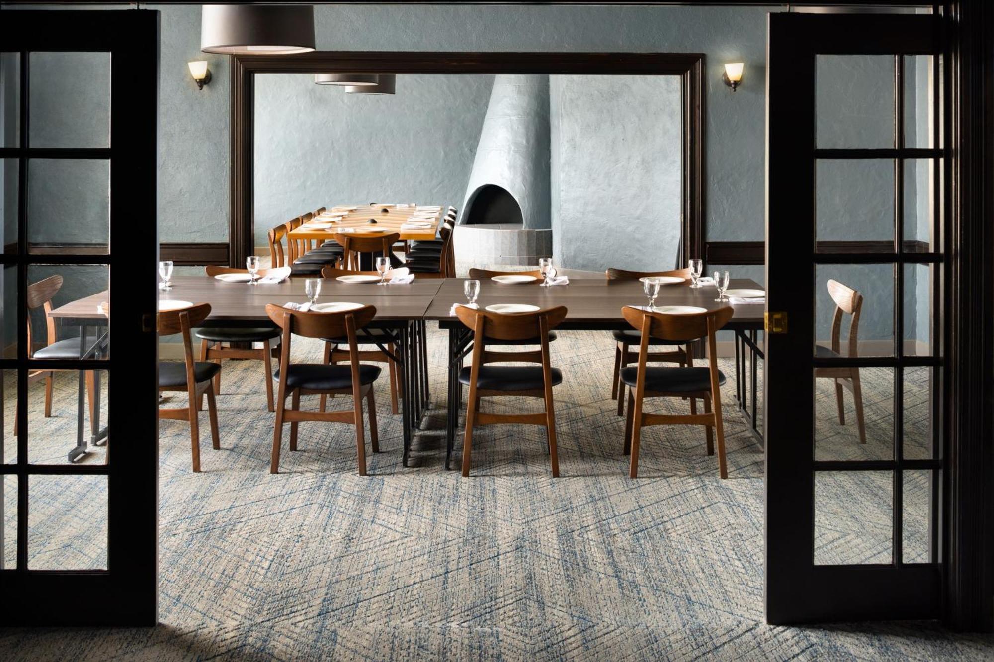 Four Points By Sheraton South Hotel Edmonton