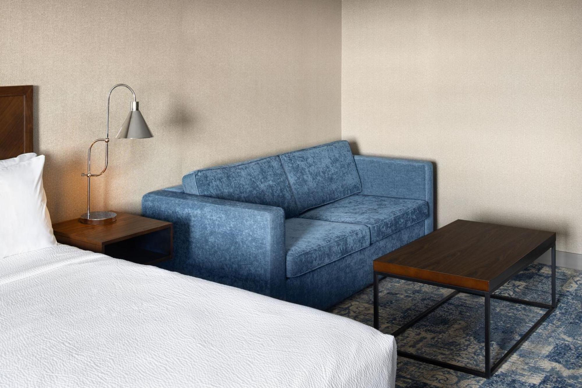 Four Points By Sheraton South Hotel