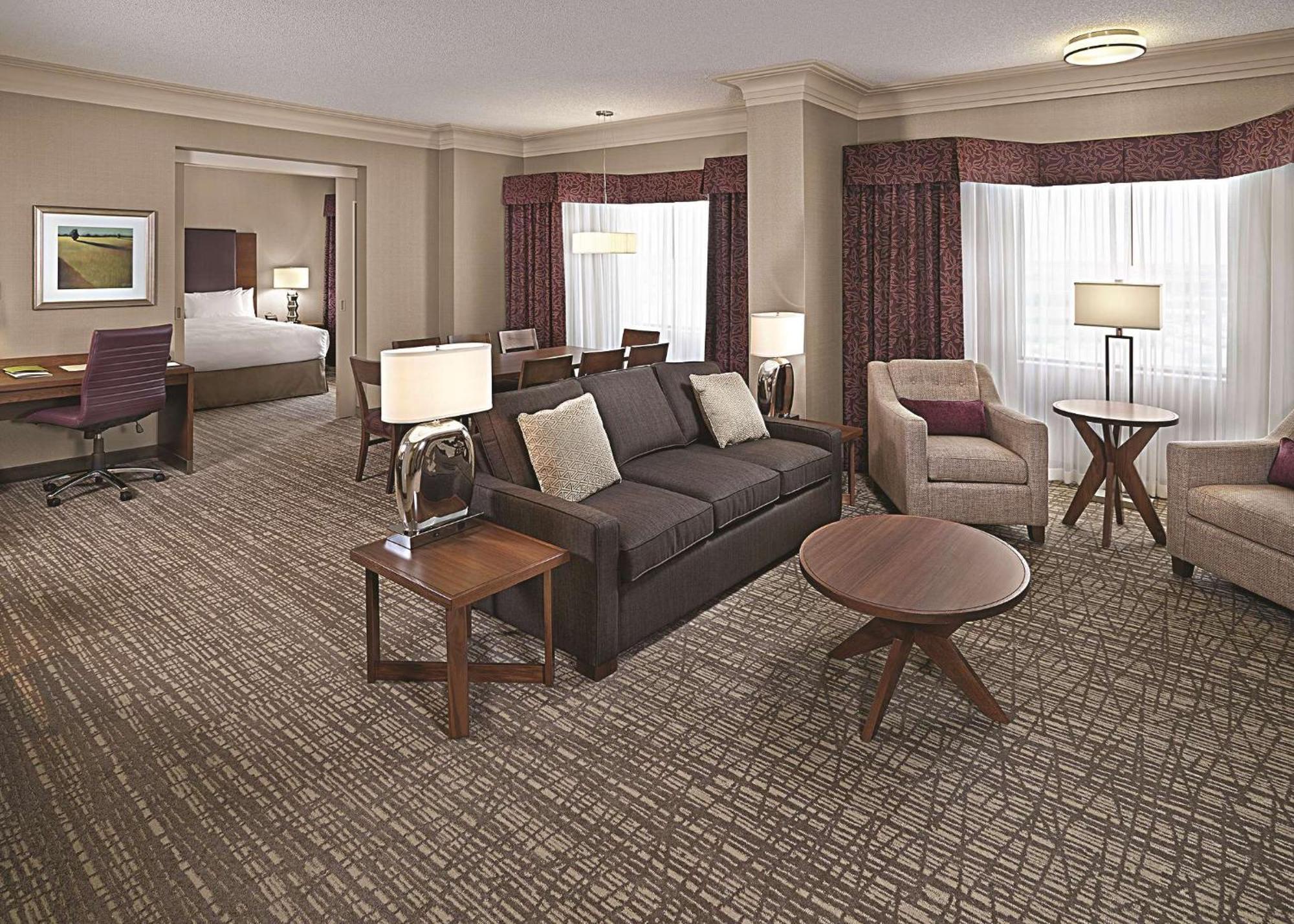 Doubletree By Hilton West Hotel 4*