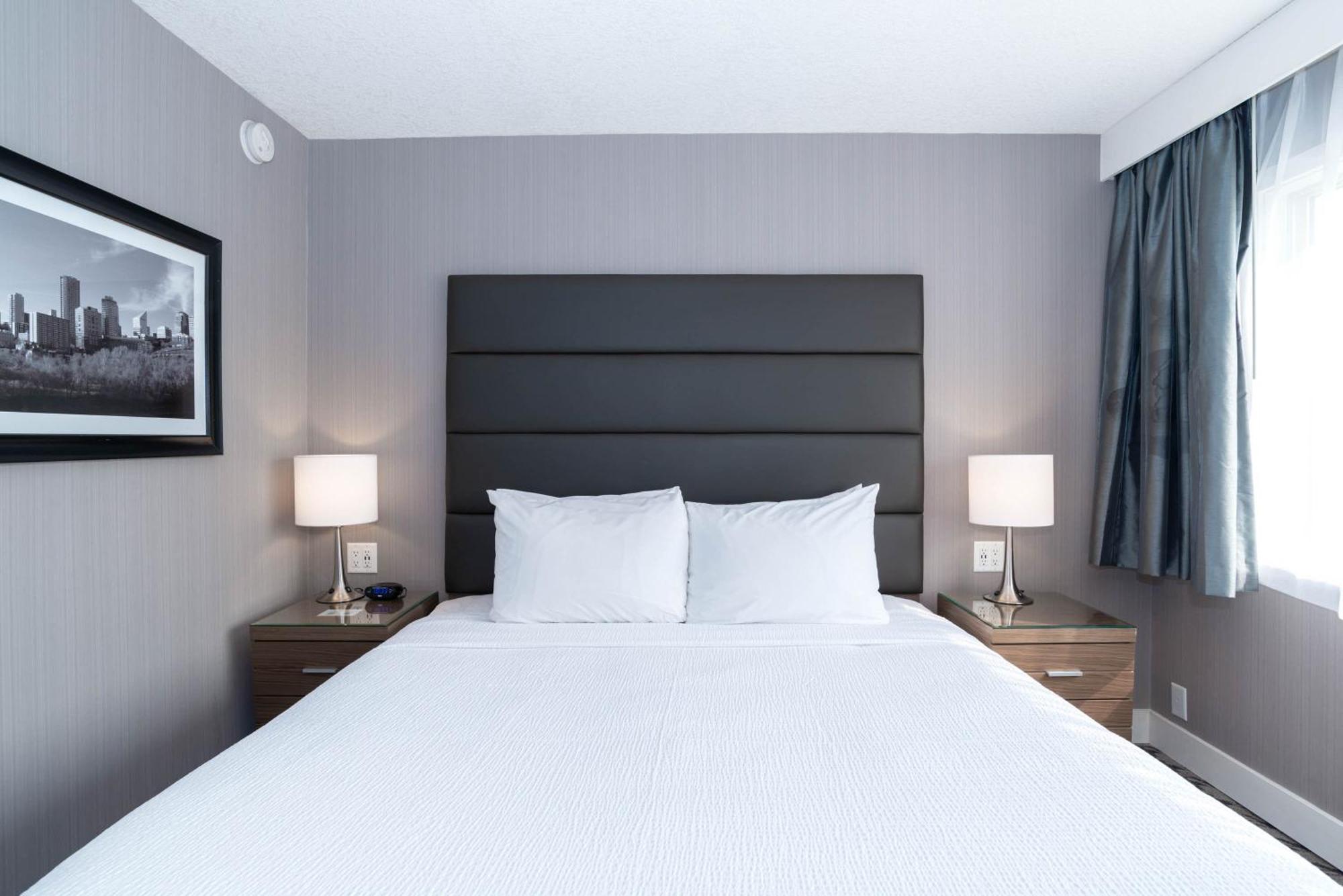 Sandman West 3* Edmonton