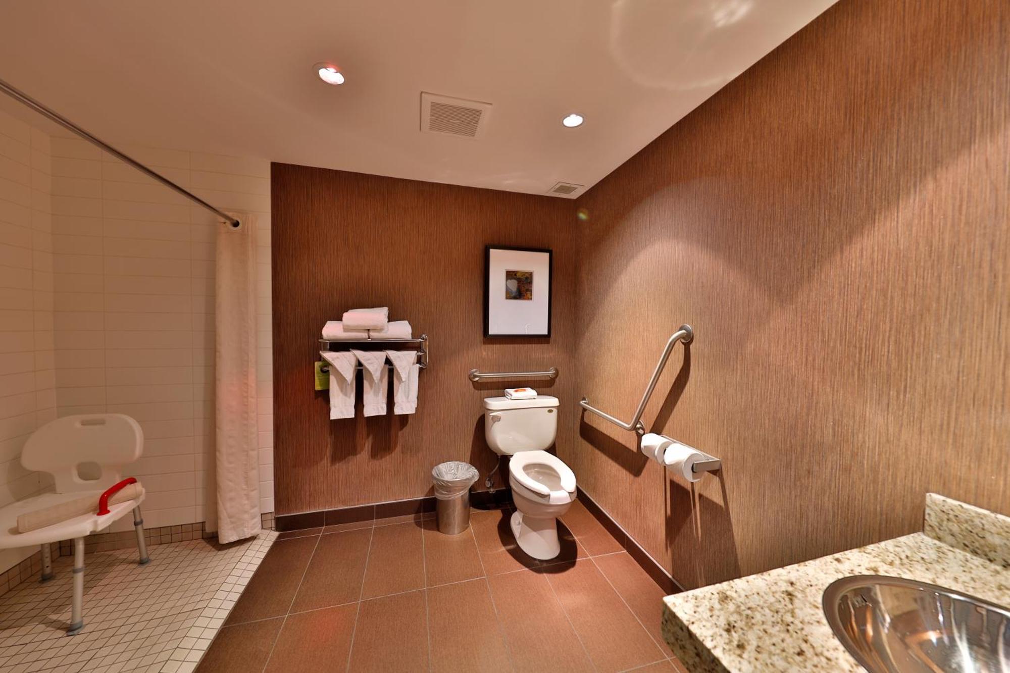 & Convention Center Hotel