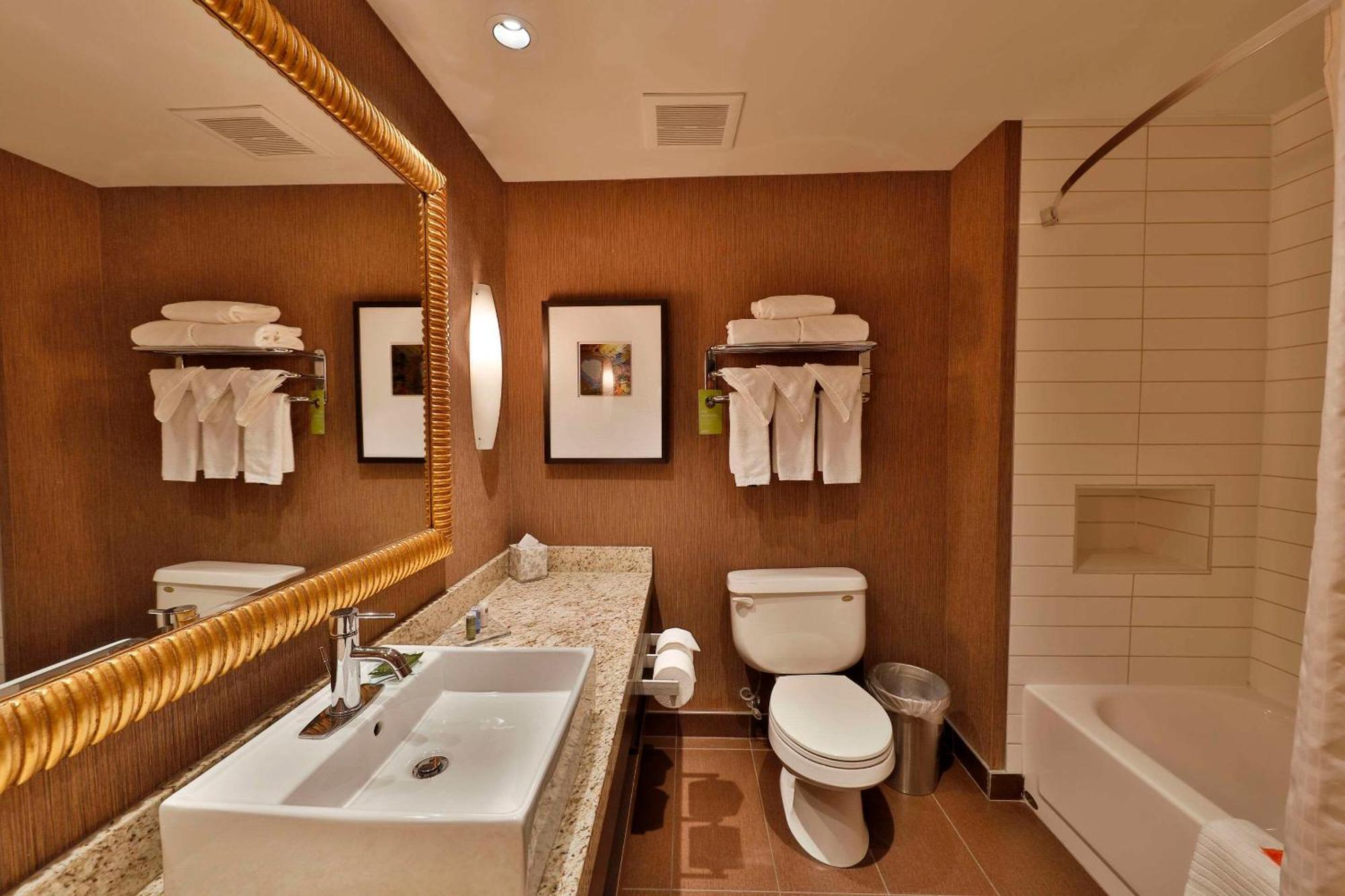 & Convention Center Hotel