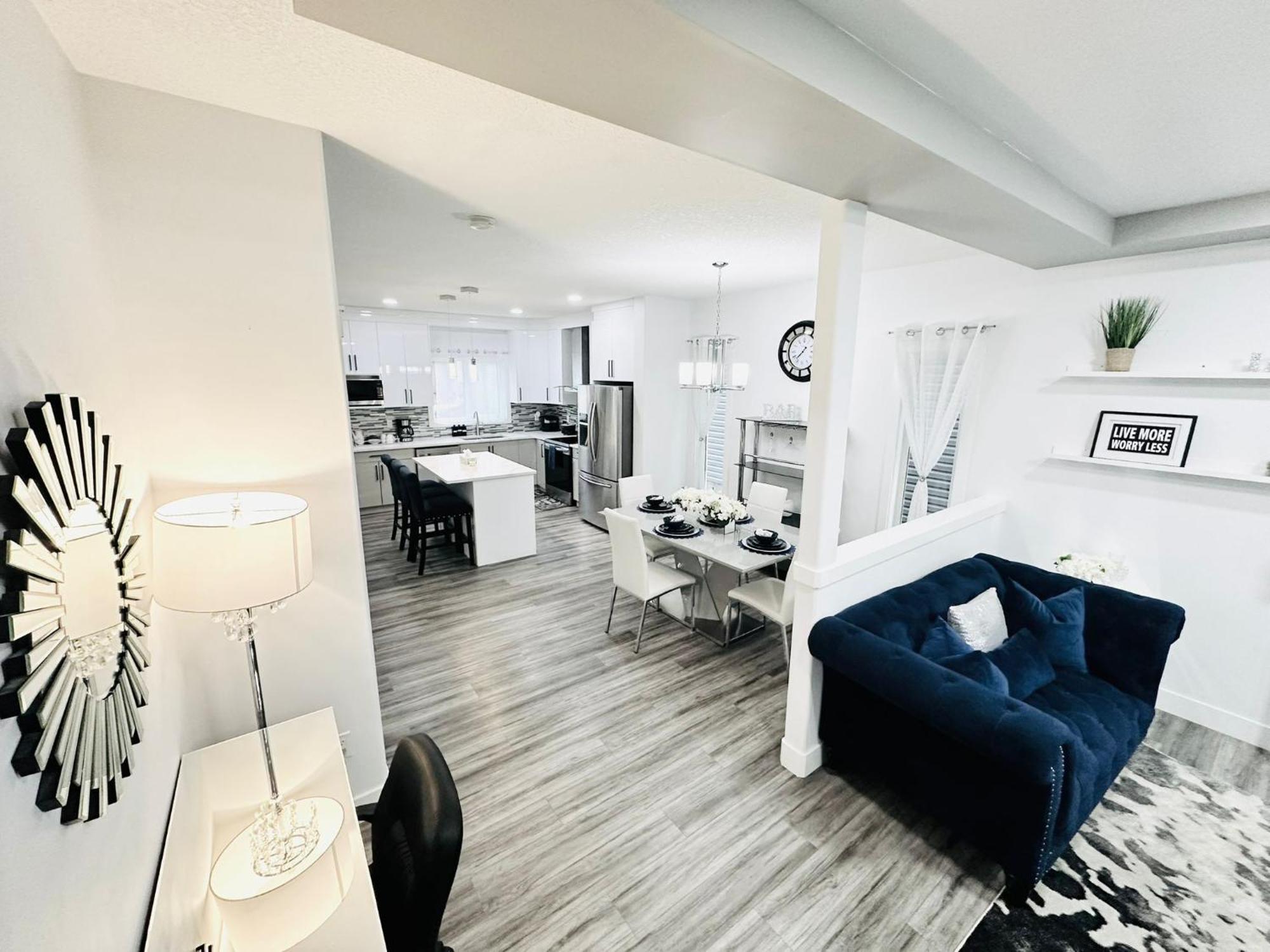 Villa Luxury Edmonton