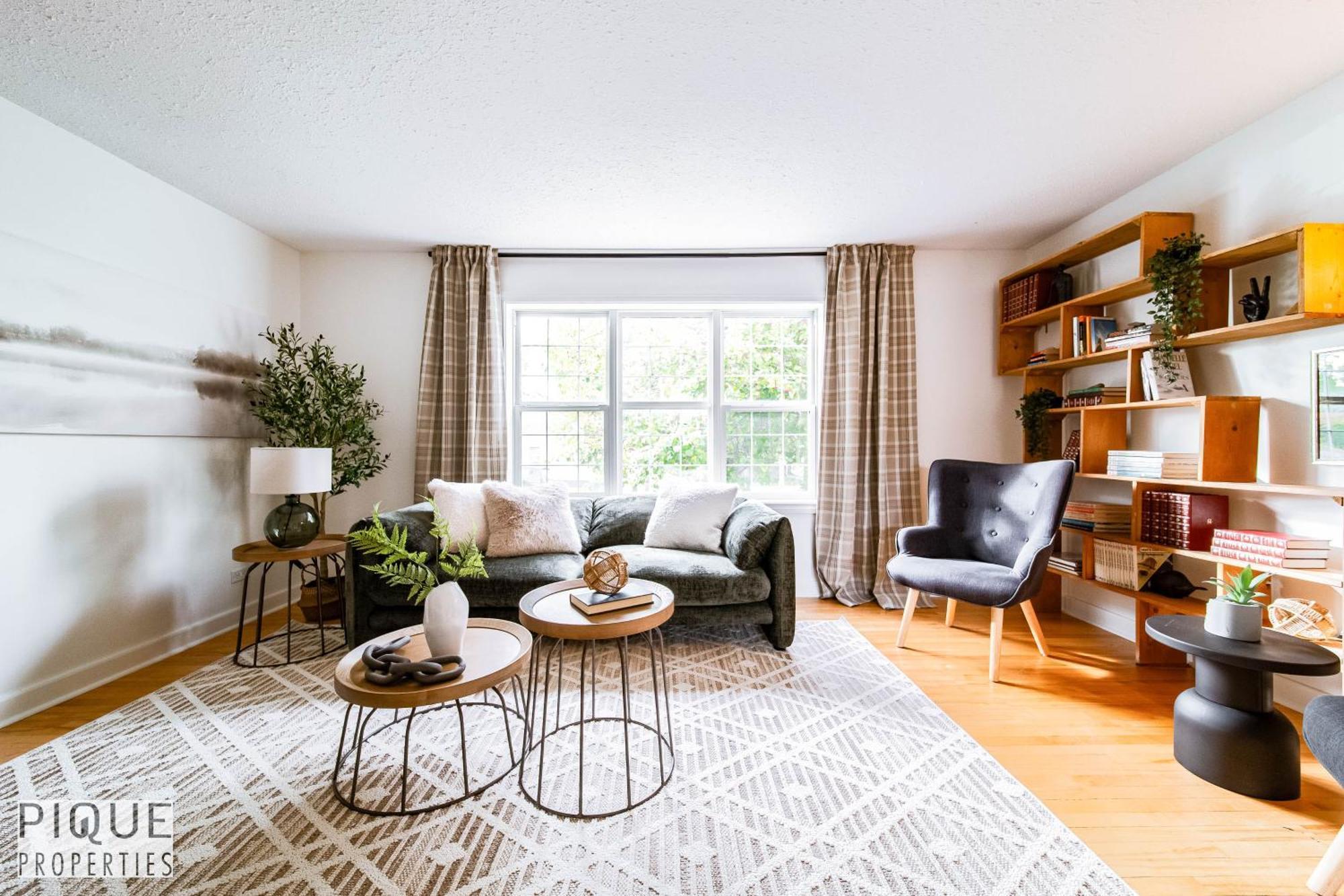 5 Bedroom Nordic Home, Pet Friendly, Garage, Wifi, Foosball!