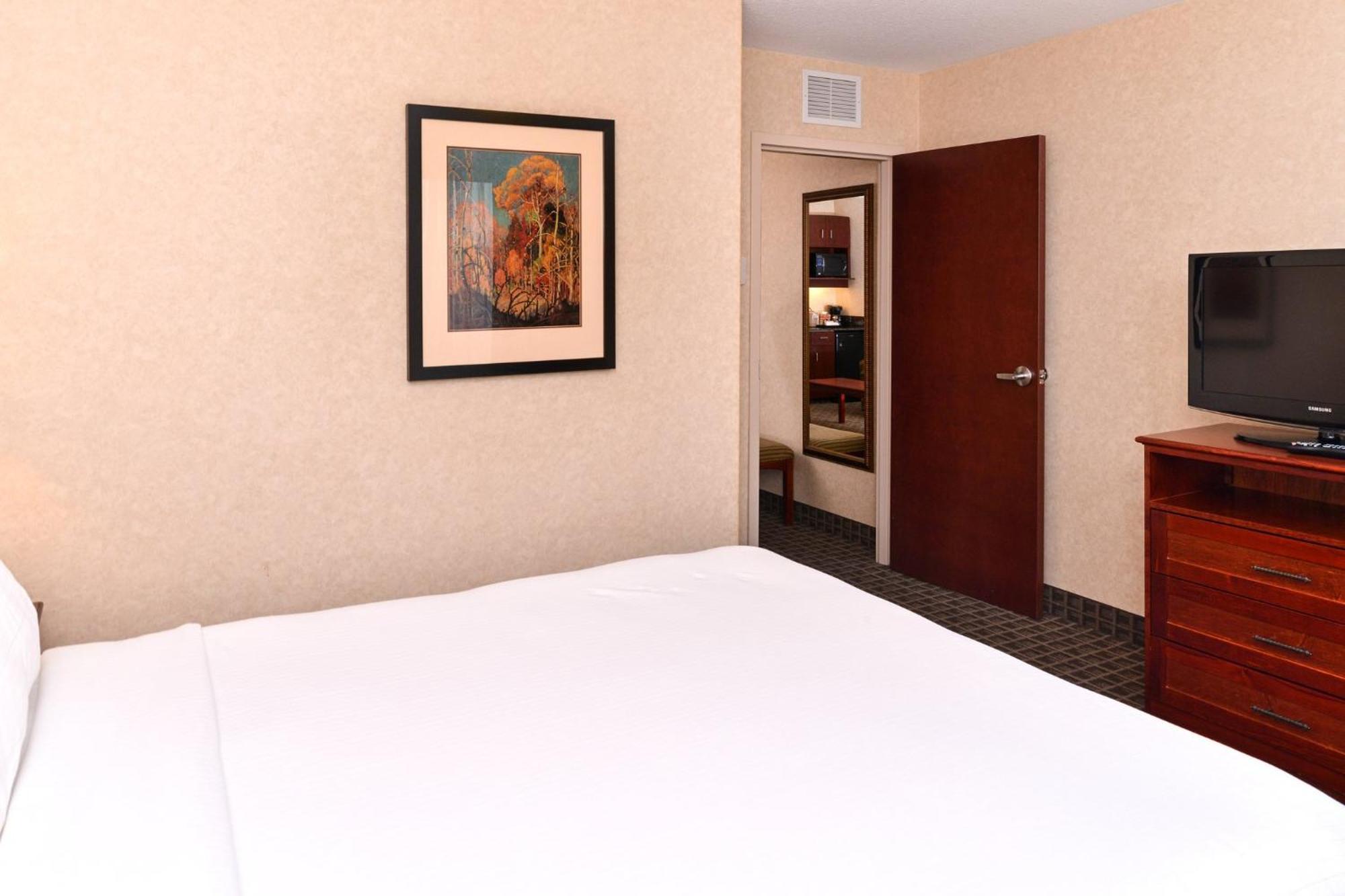 Express North By Ihg 3* Edmonton