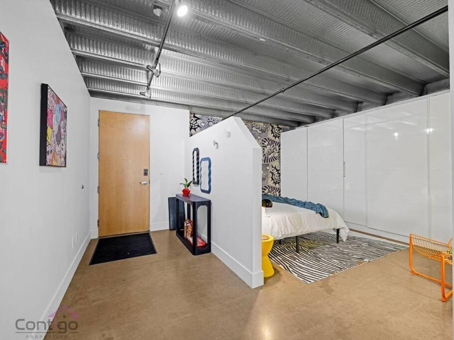 Urban Pop Loft, Near Ice District, Ug Parking Edmonton