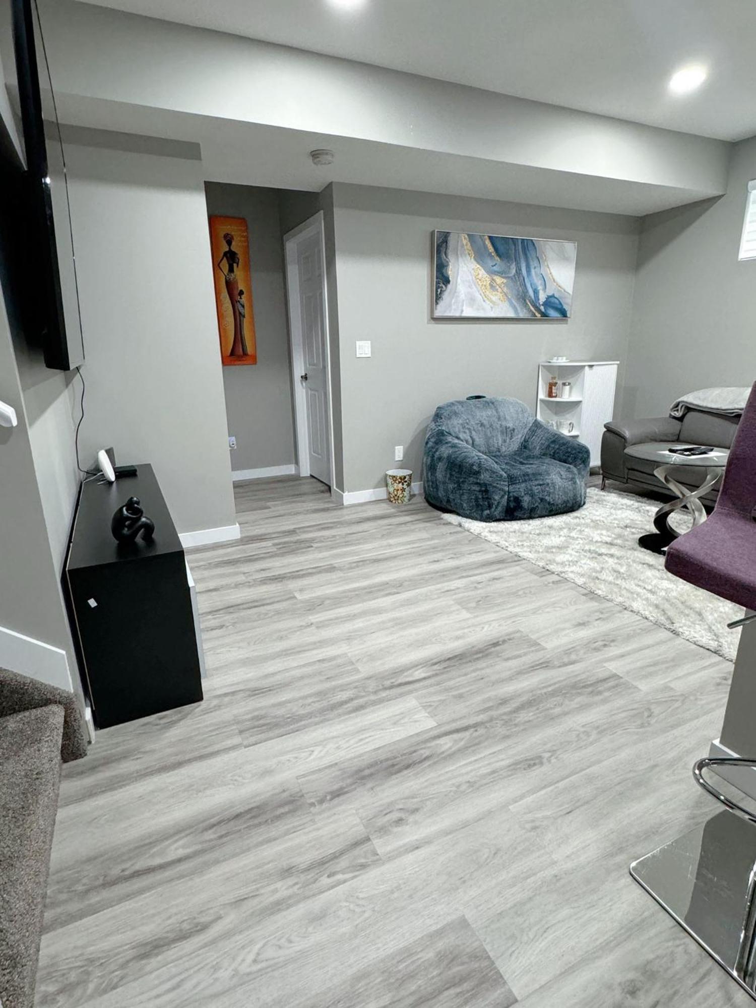 Apartment 2 Bedroom Basement Edmonton