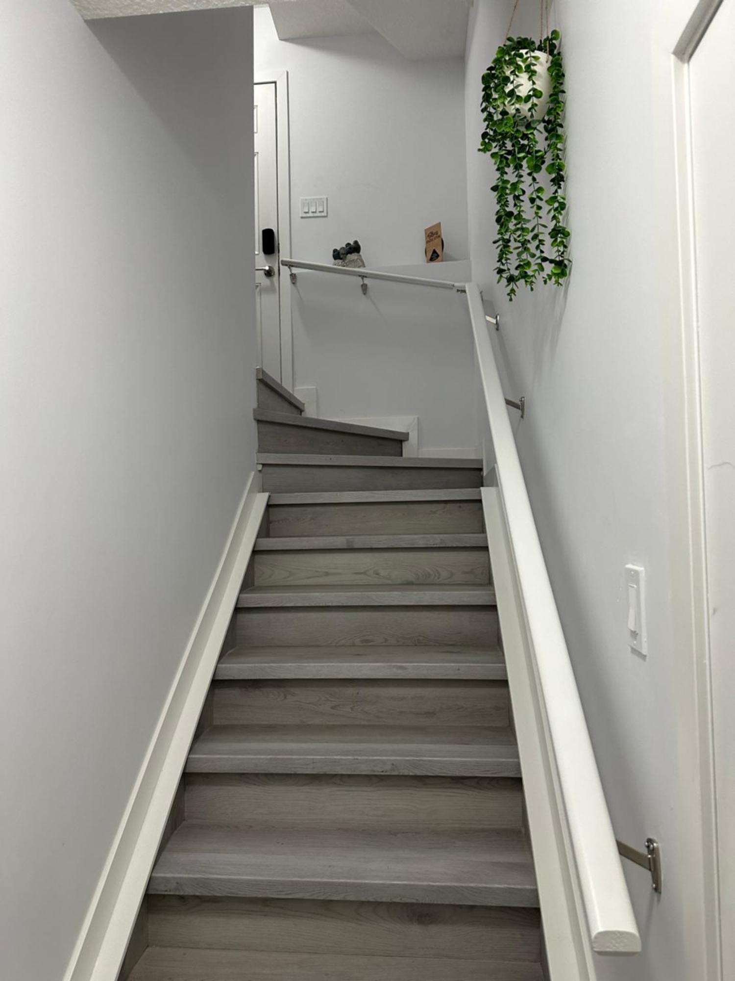 Muaysh Cozy Family - Londonderry Mall Apartment *