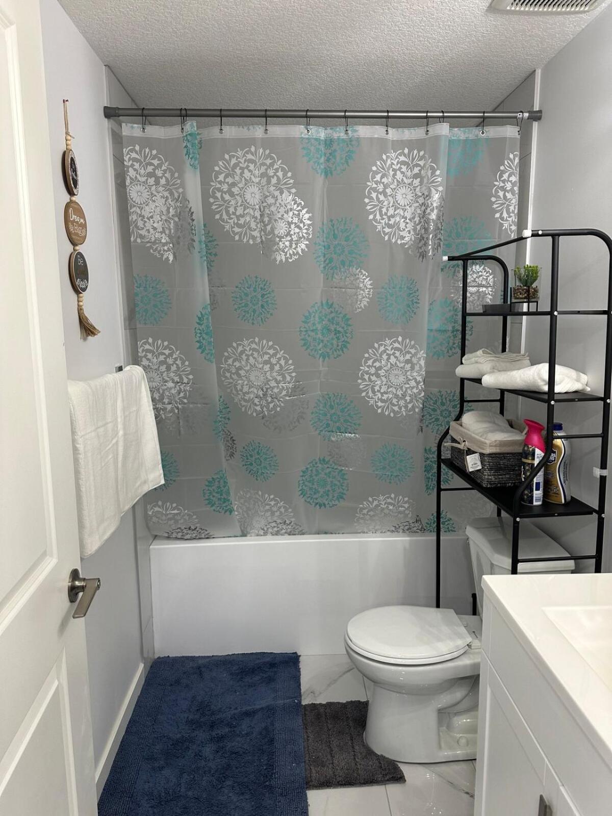 Apartment Muaysh Cozy Family - Londonderry Mall *