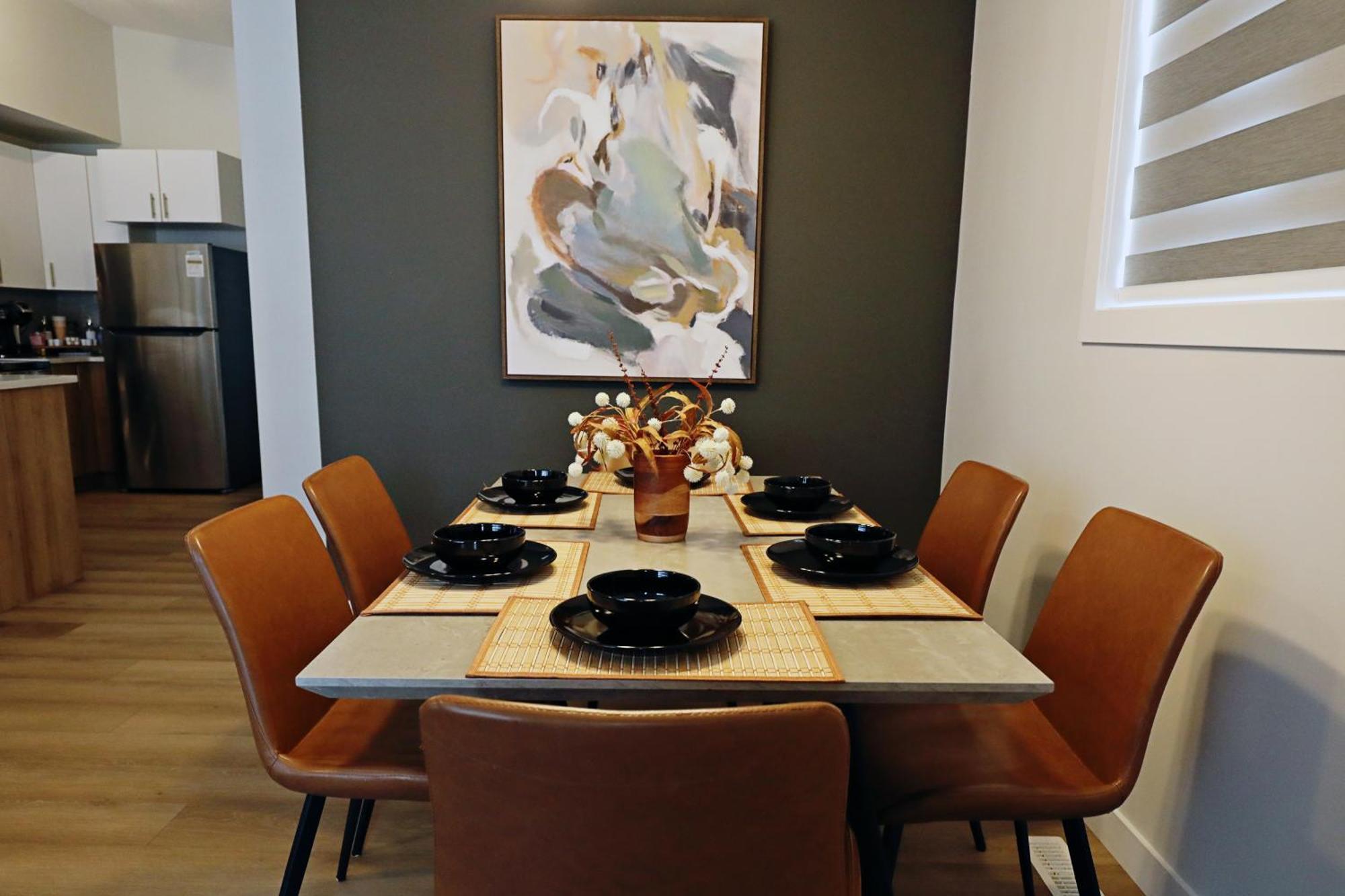 Downtown 5 Bedroom,rogers,commonwealth,nait Holiday home Edmonton
