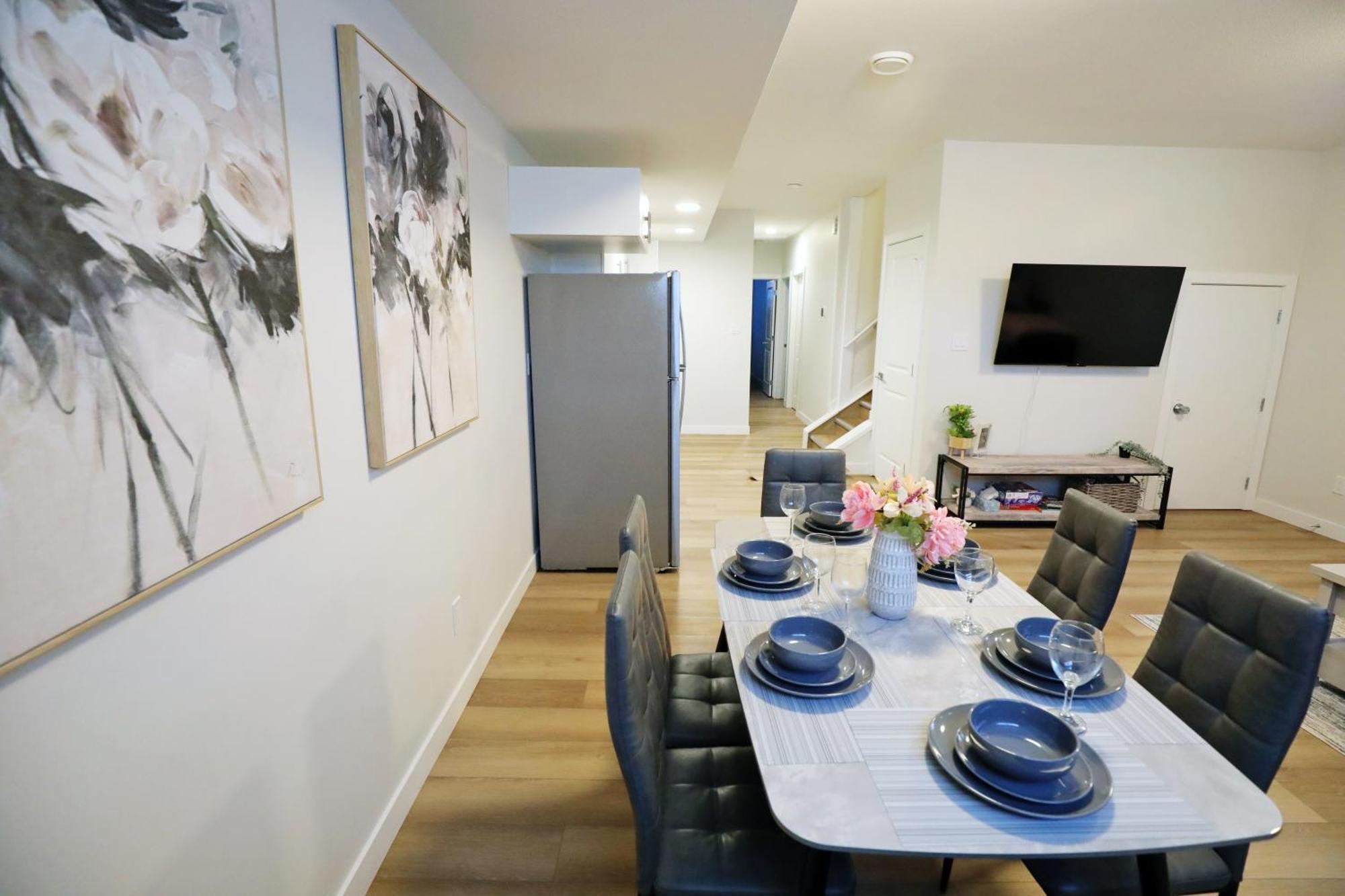 Downtown 5 Bedroom,rogers,commonwealth,nait