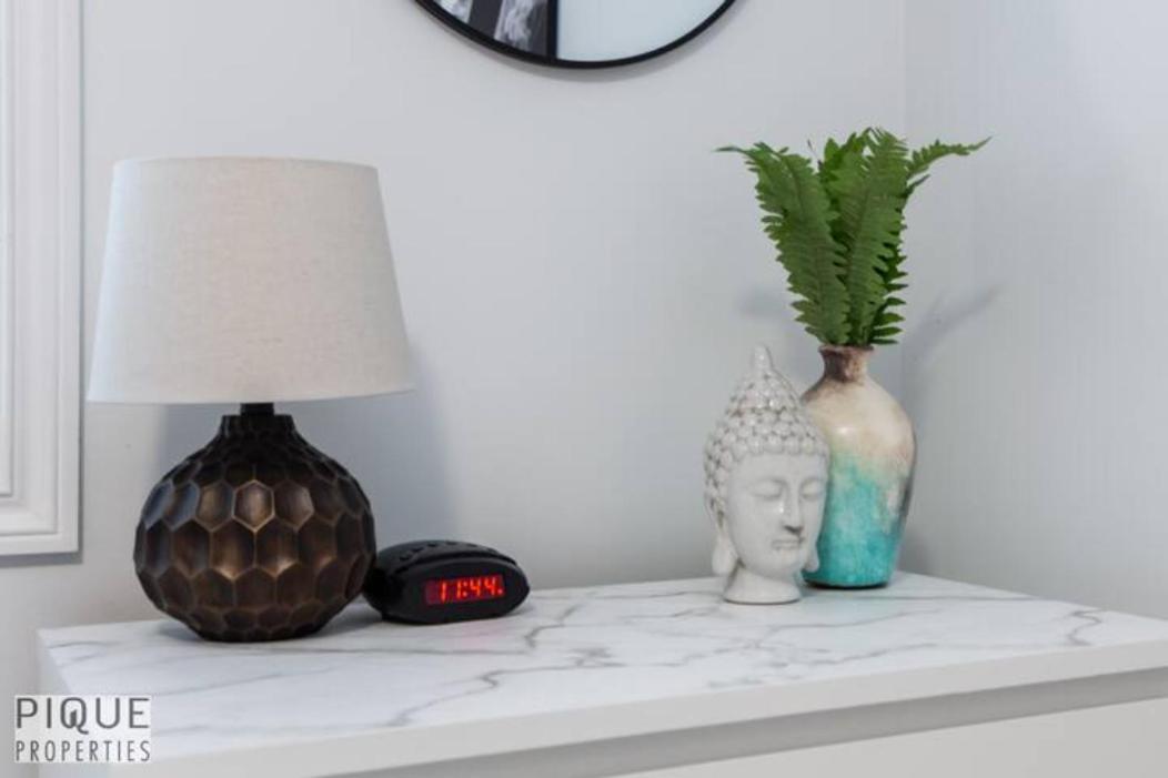 The Neon Palace - Kingbed - Fireplace - Netflix - Ug Park *
