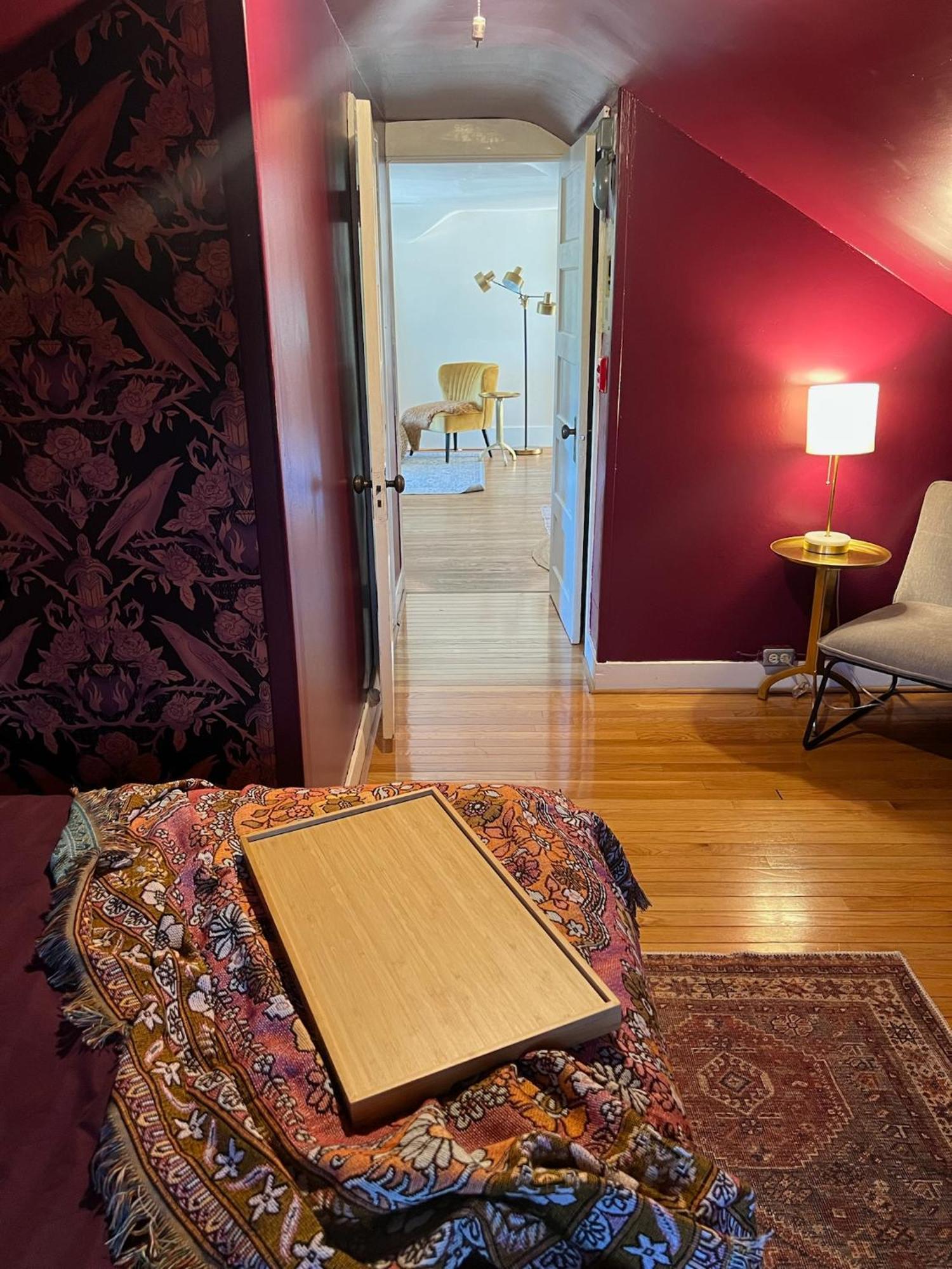 Historic Hideaway 1912 Mansion Loft With Timeless Character Holiday home