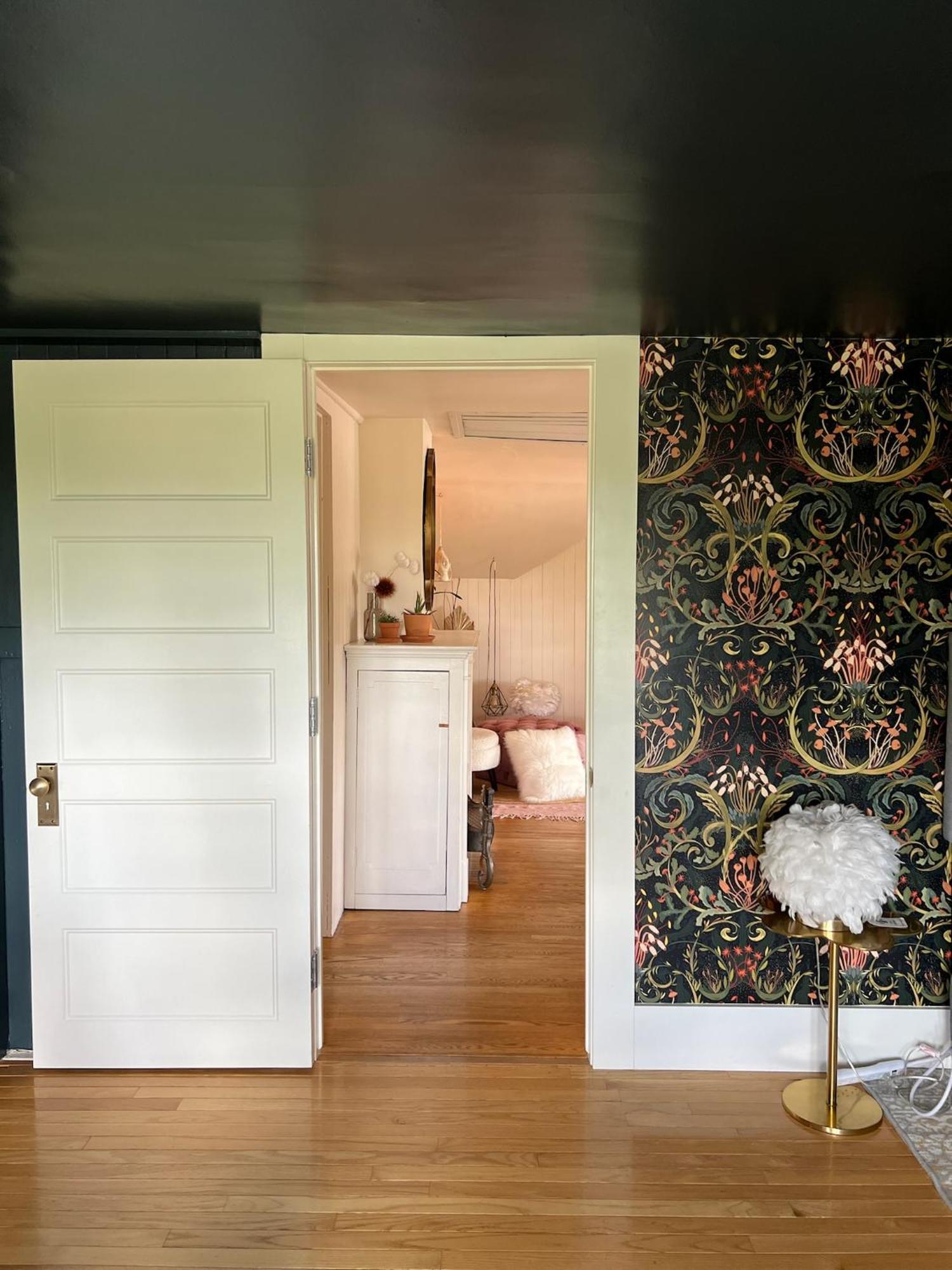 Historic Hideaway 1912 Mansion Loft With Timeless Character *