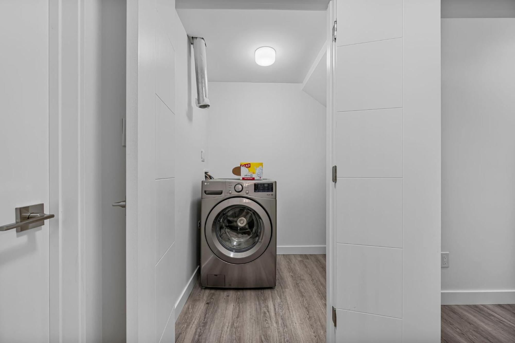 Apartment Urban Enclave