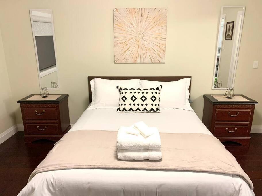 Apartment Spacious 6 Beds 3 Baths In Wifi Parking Ac Edmonton