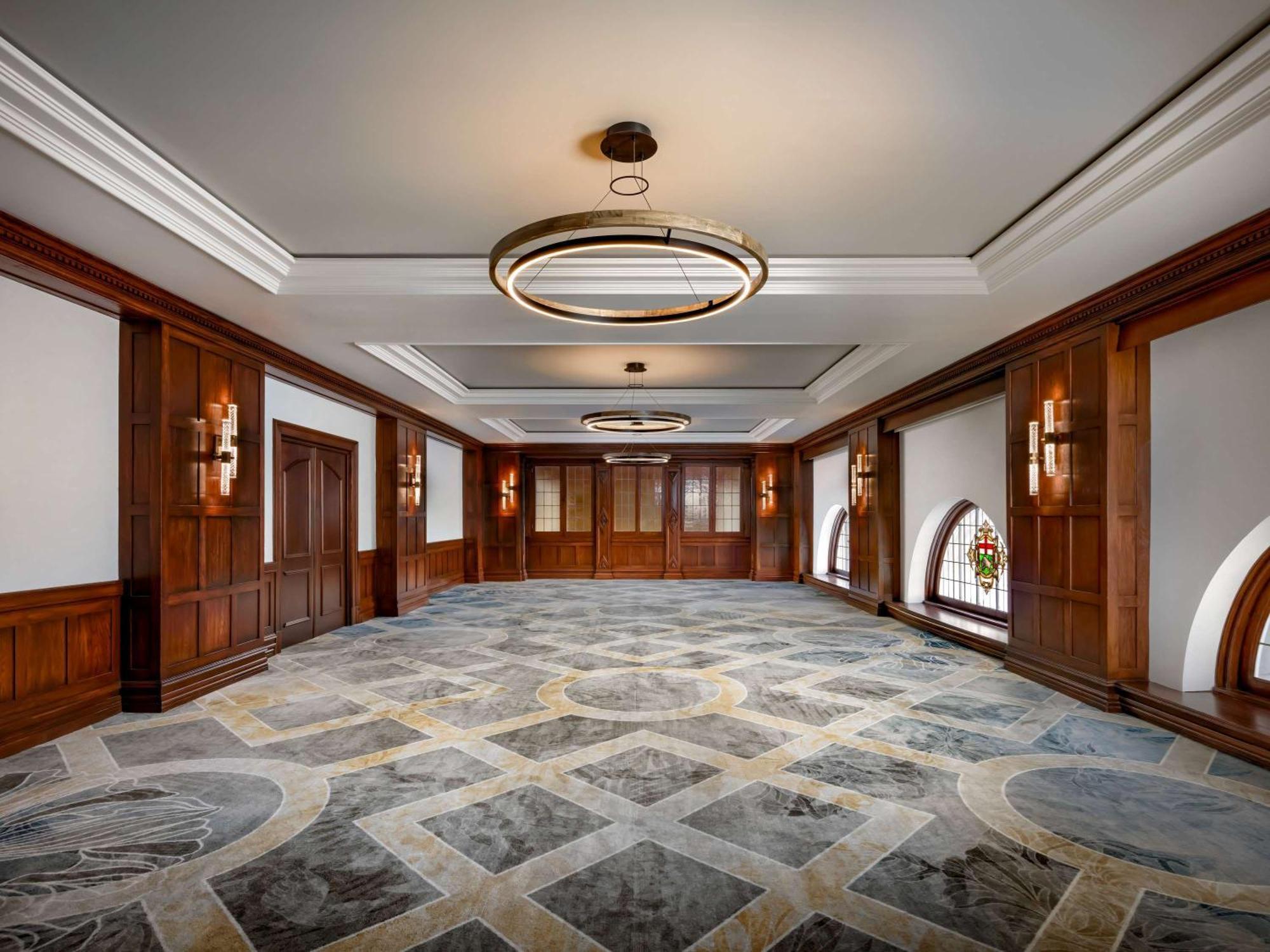 Fairmont Macdonald 4* Edmonton