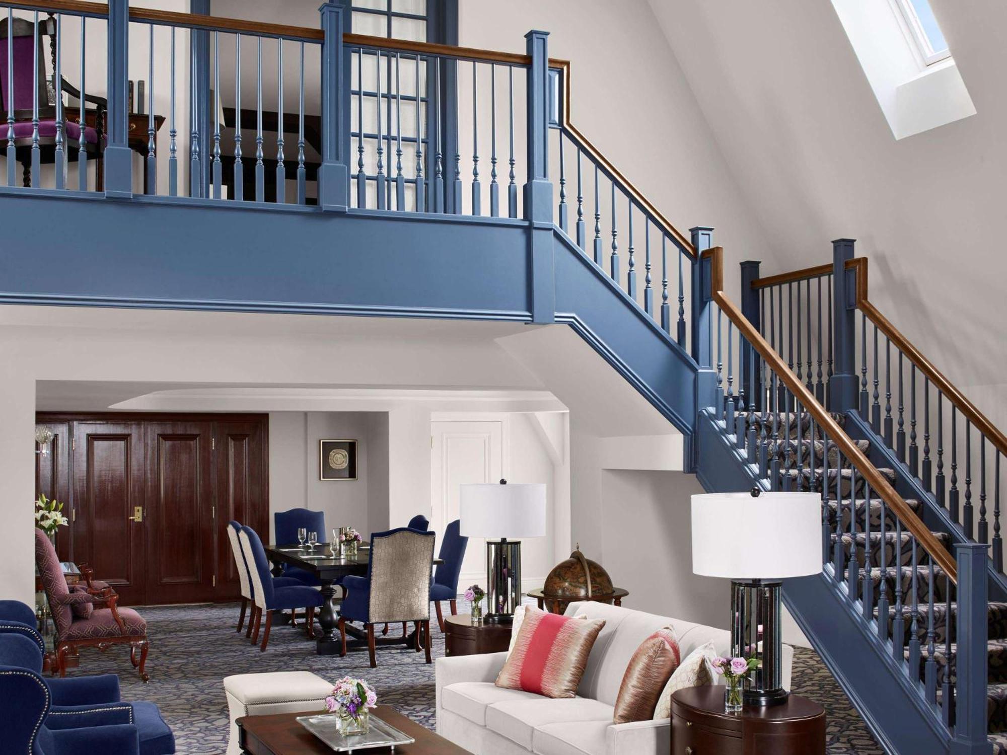 Hotel Fairmont Macdonald 4*