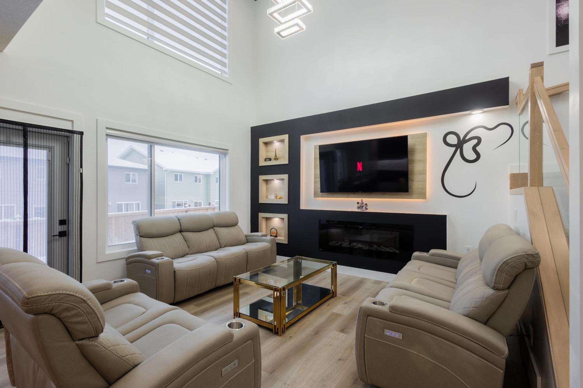 Spacious & Convenient Big House *