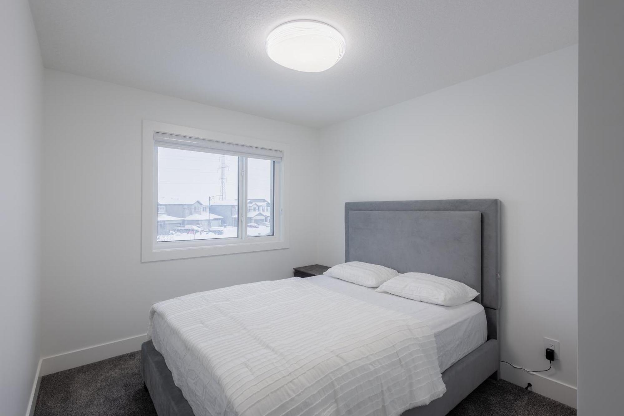 Spacious & Convenient Big House