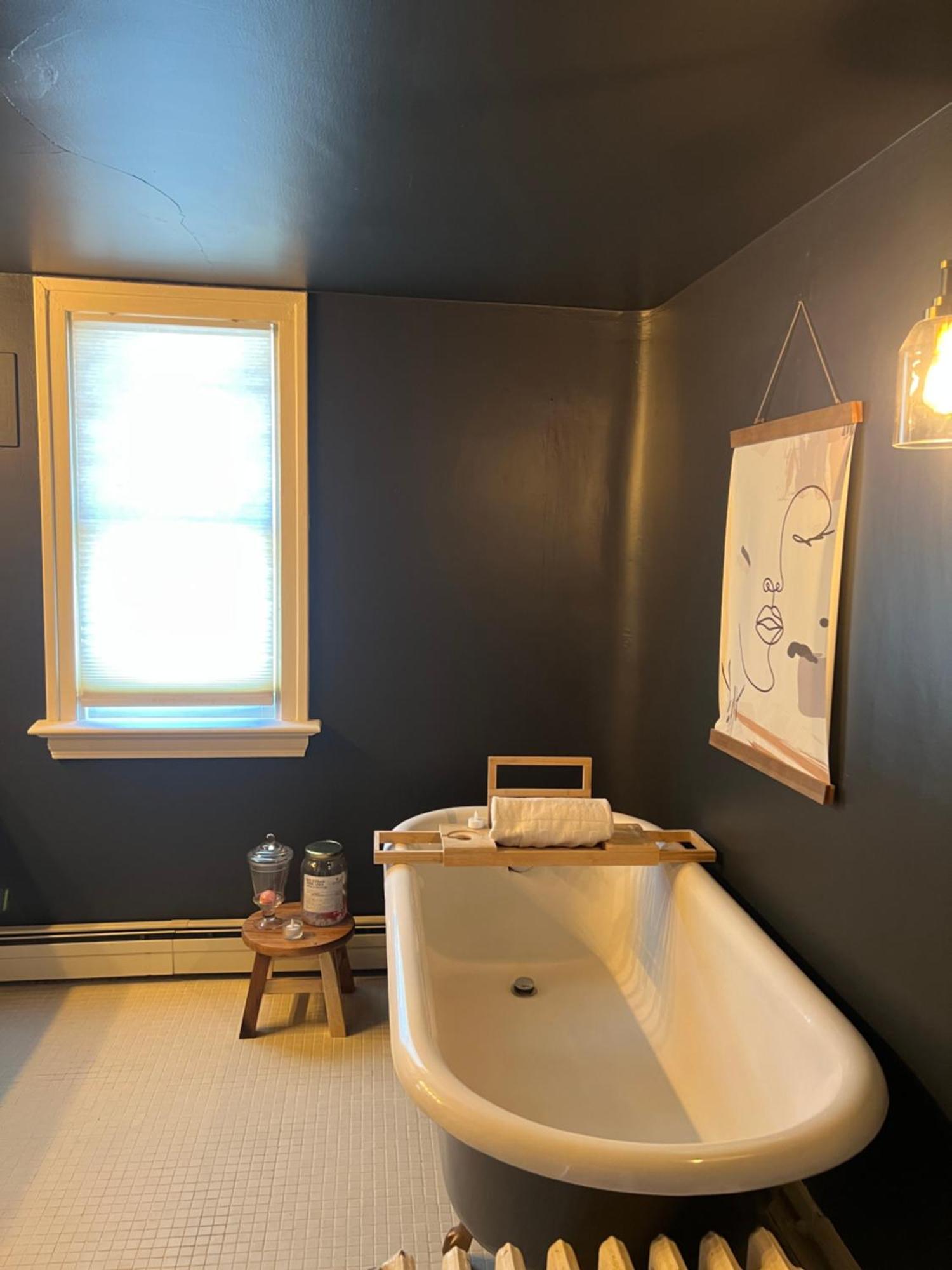 Holiday home Historic Hideaway 1912 Mansion Loft With Timeless Character