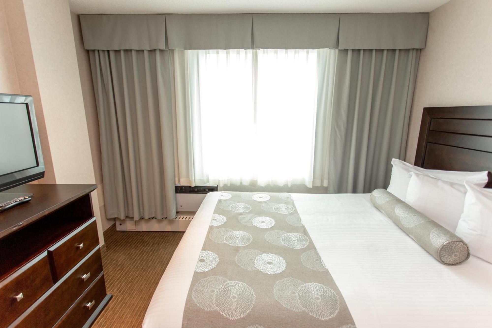 Campus Tower Hotel Edmonton