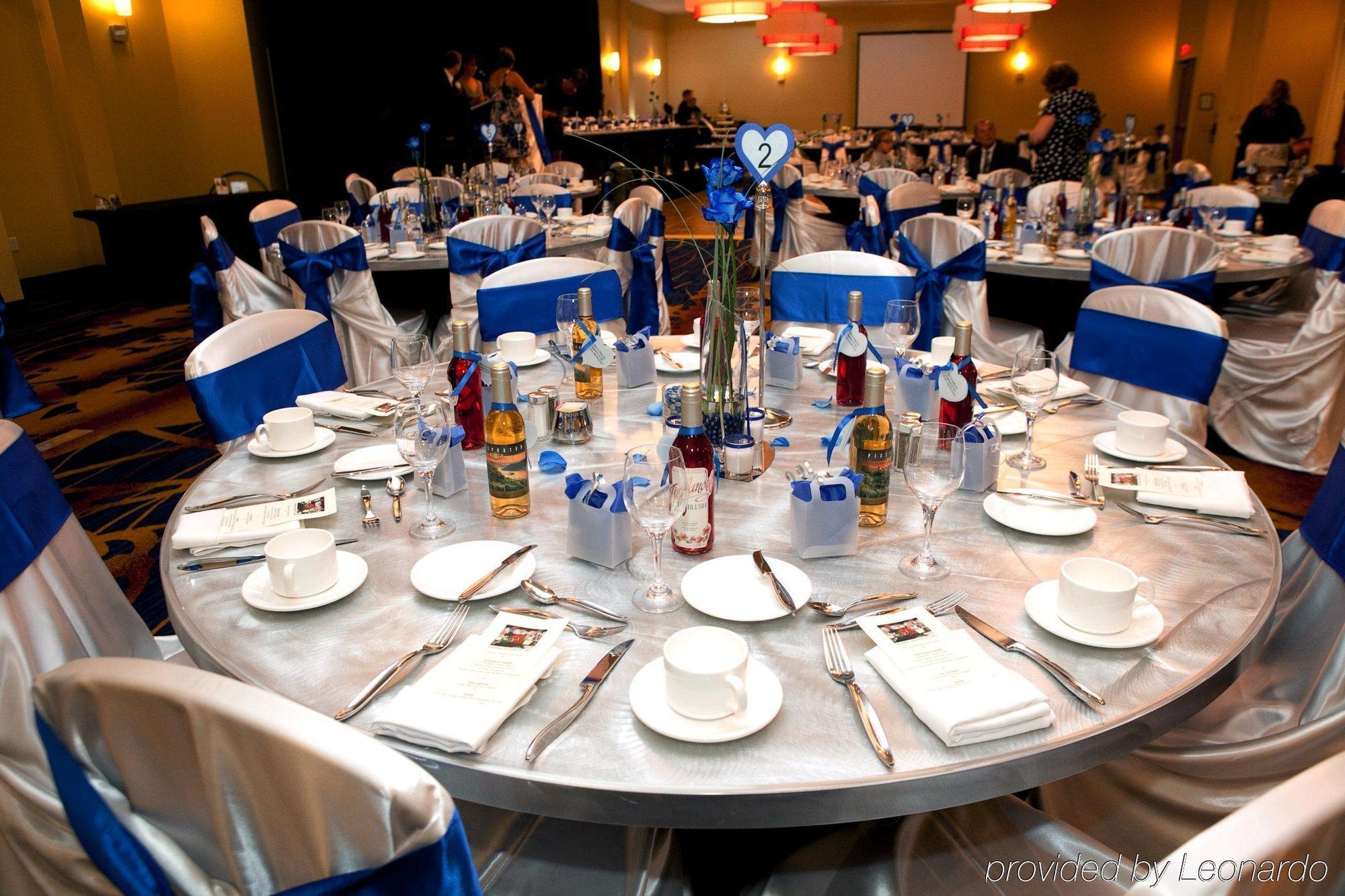 Courtyard By Marriott West Hotel Edmonton