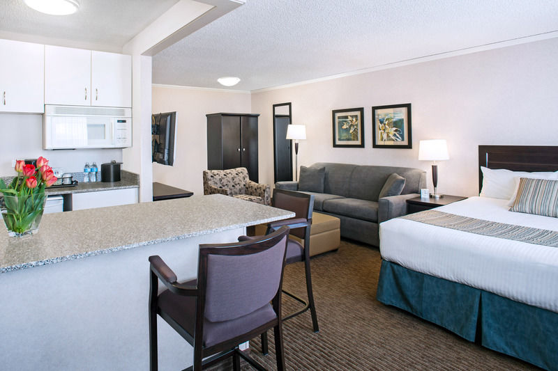 Campus Tower Hotel Edmonton