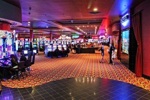 Hotel Century Casino & Hotel Edmonton 3*