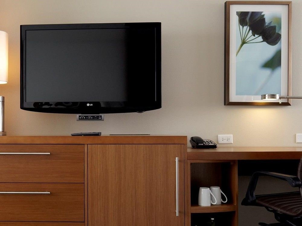 Doubletree By Hilton Downtown Edmonton