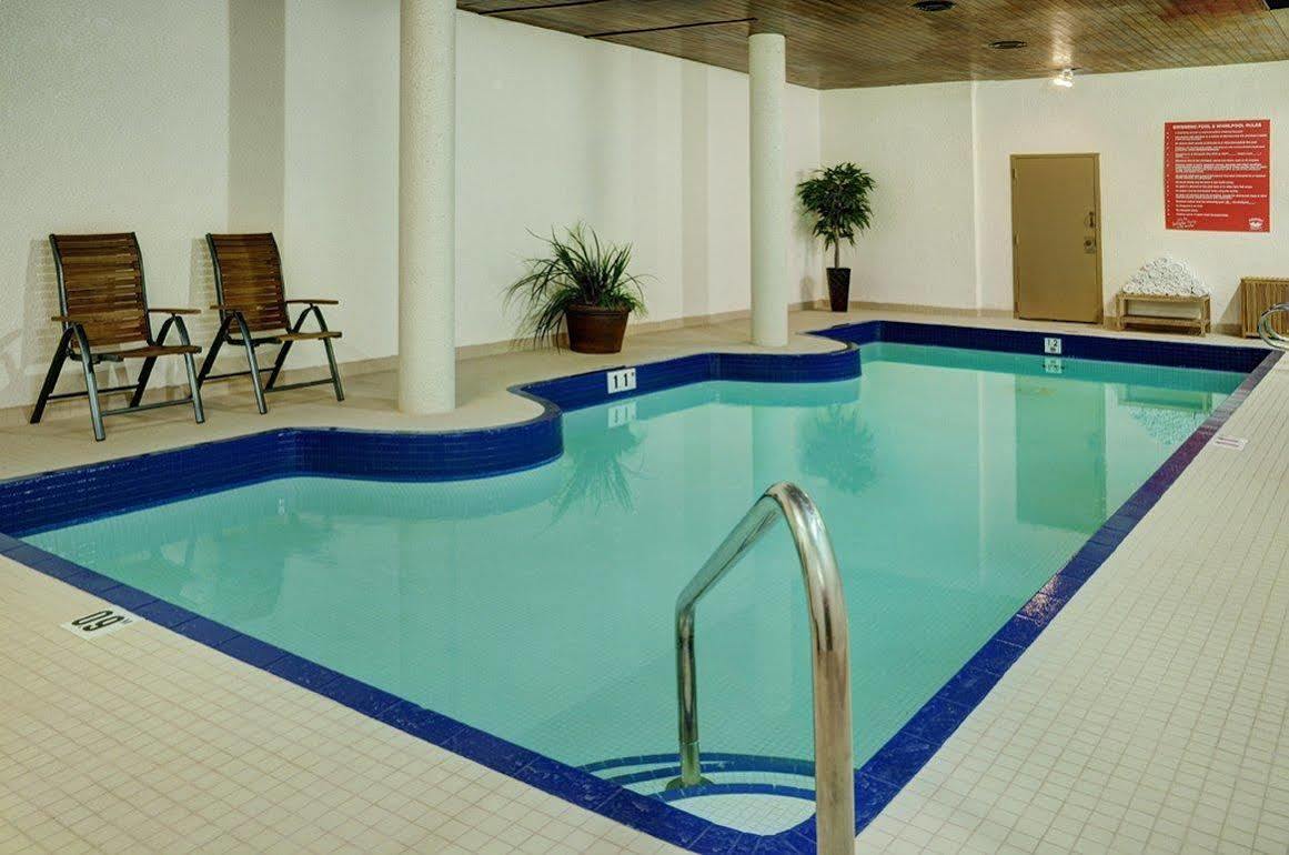 Western Cedar Park Hotel