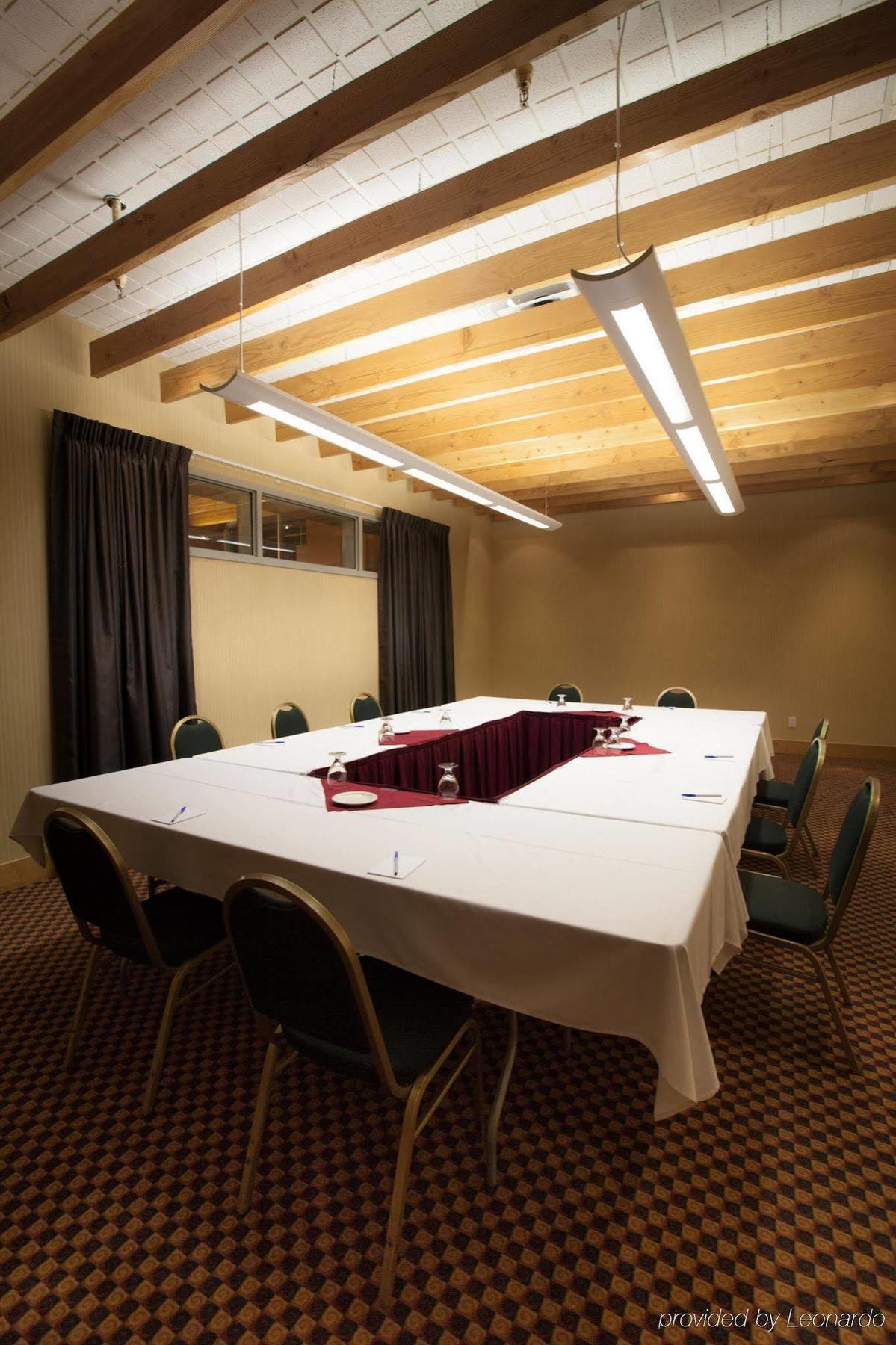 Hotel & Convention Center Edmonton