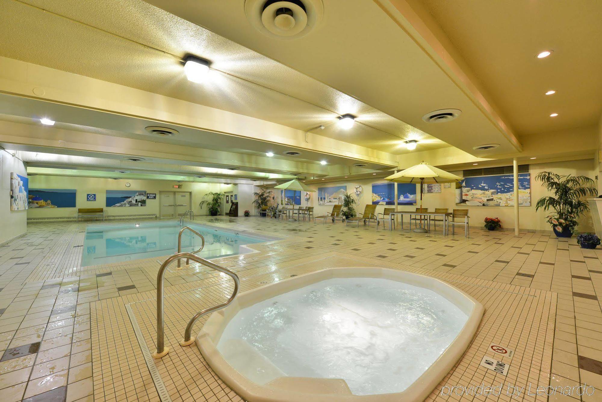Hotel & Convention Center Edmonton