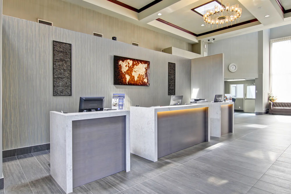 Hotel Radisson & Conference Centre 3*