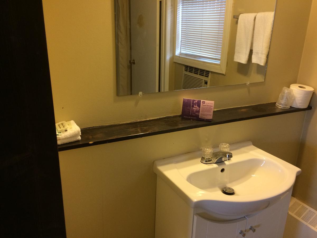 Nice Inn Edmonton