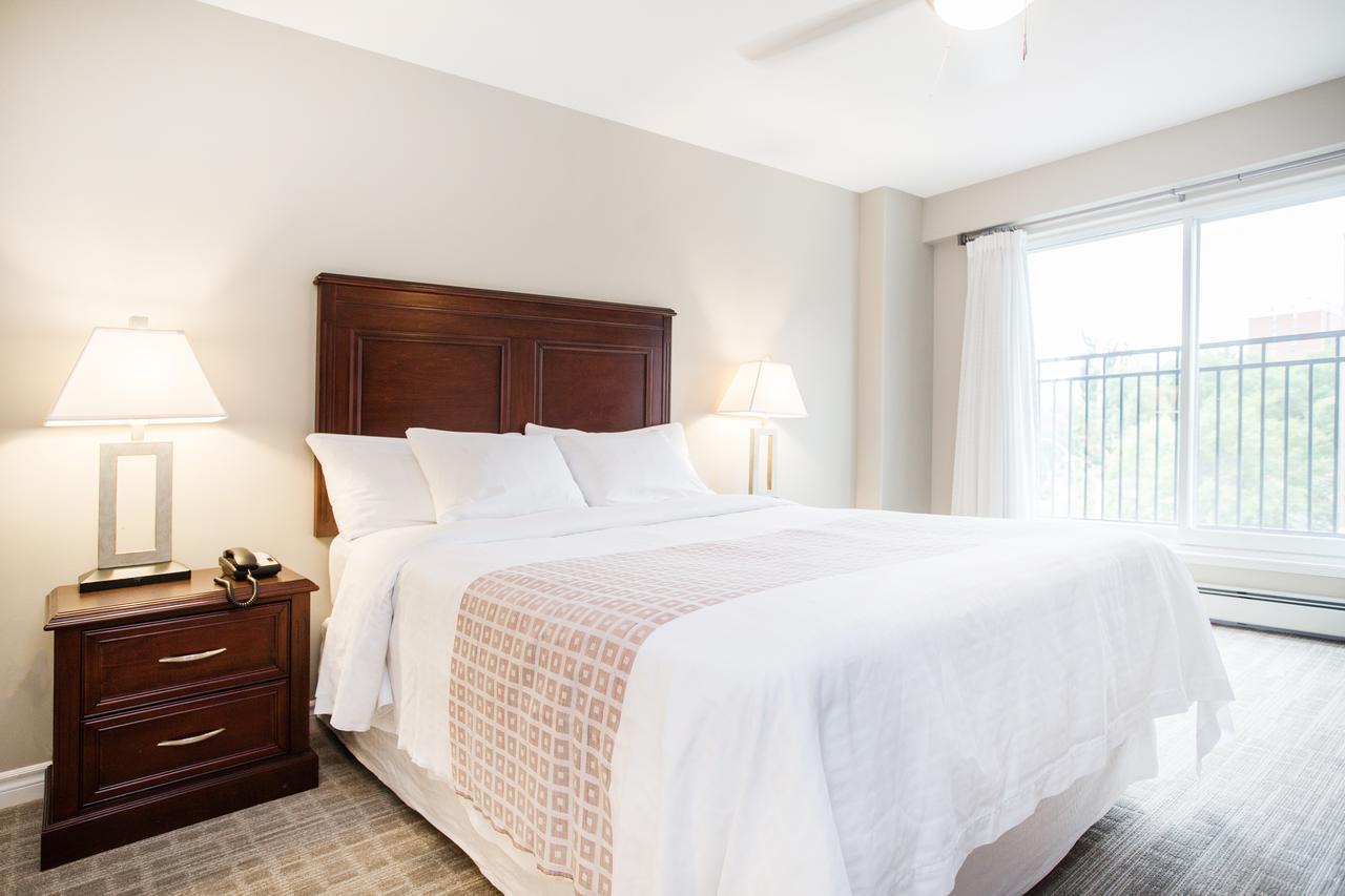 Canterra 3* Edmonton
