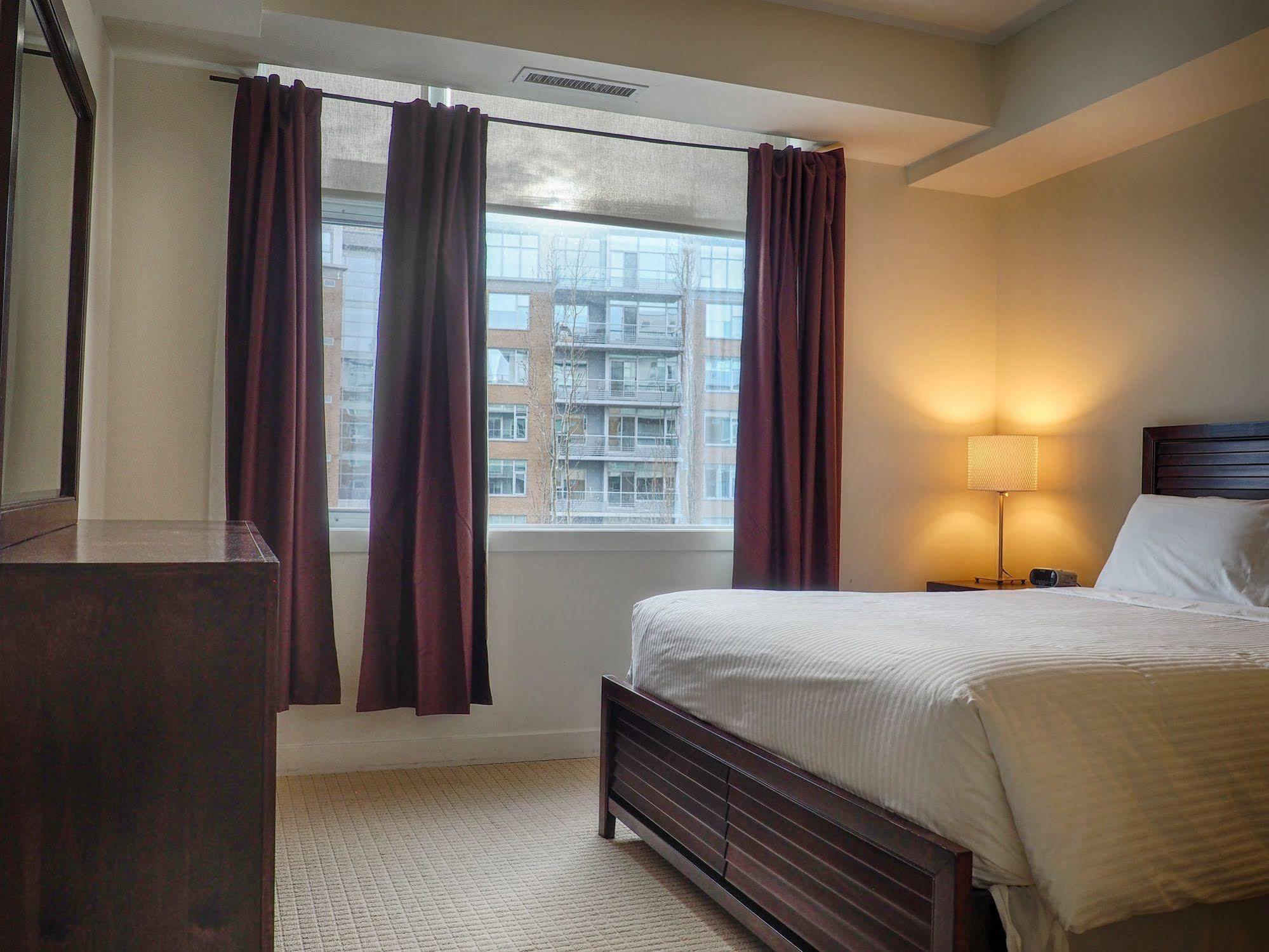 Princeton Executive Suites - Century Park Hotel