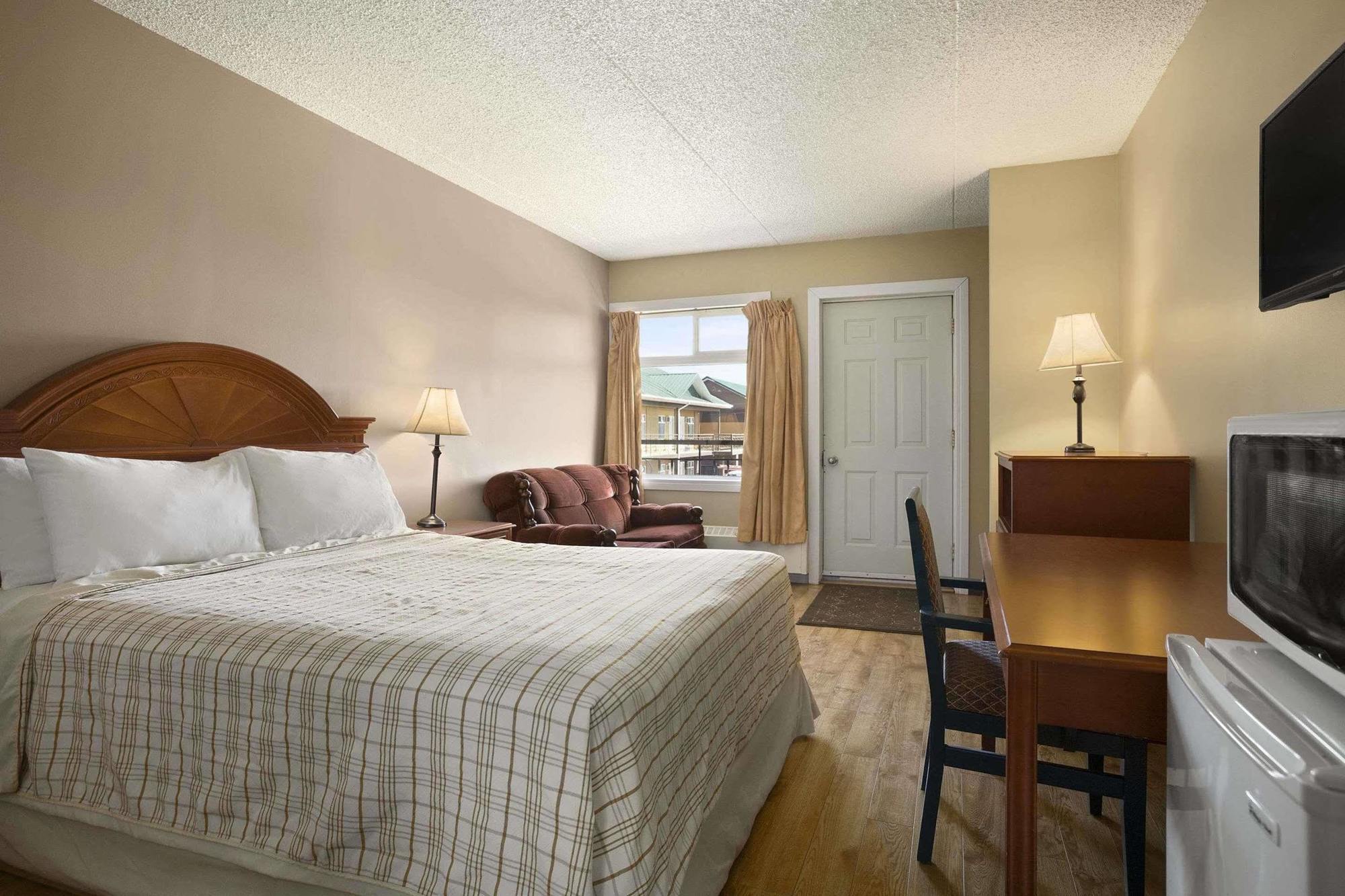 Nice Inn Edmonton