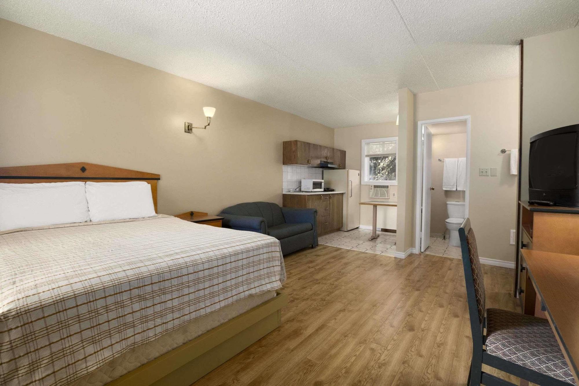 Nice Inn Edmonton Motel
