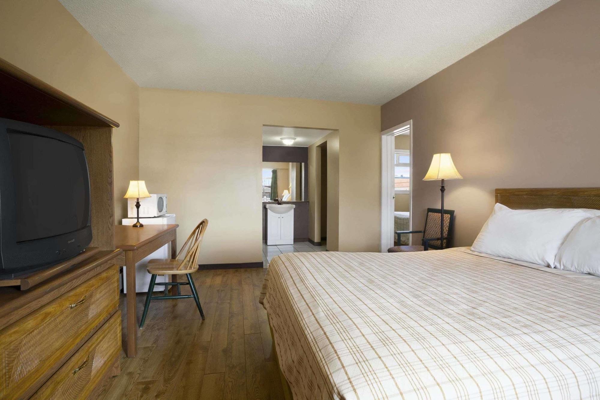 Motel Nice Inn Edmonton 2*