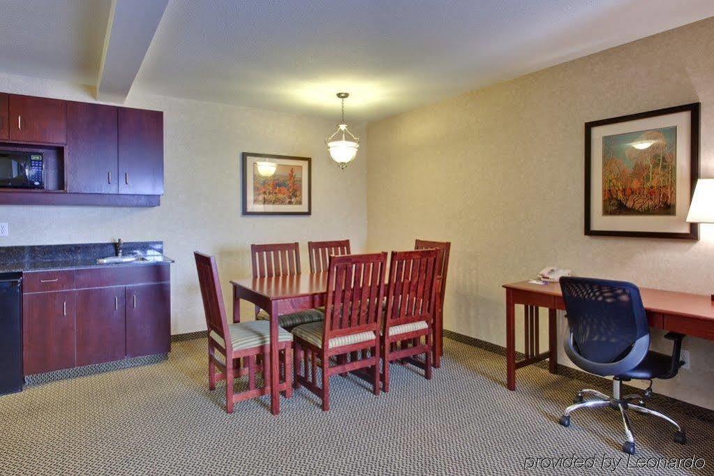Express North By Ihg Edmonton