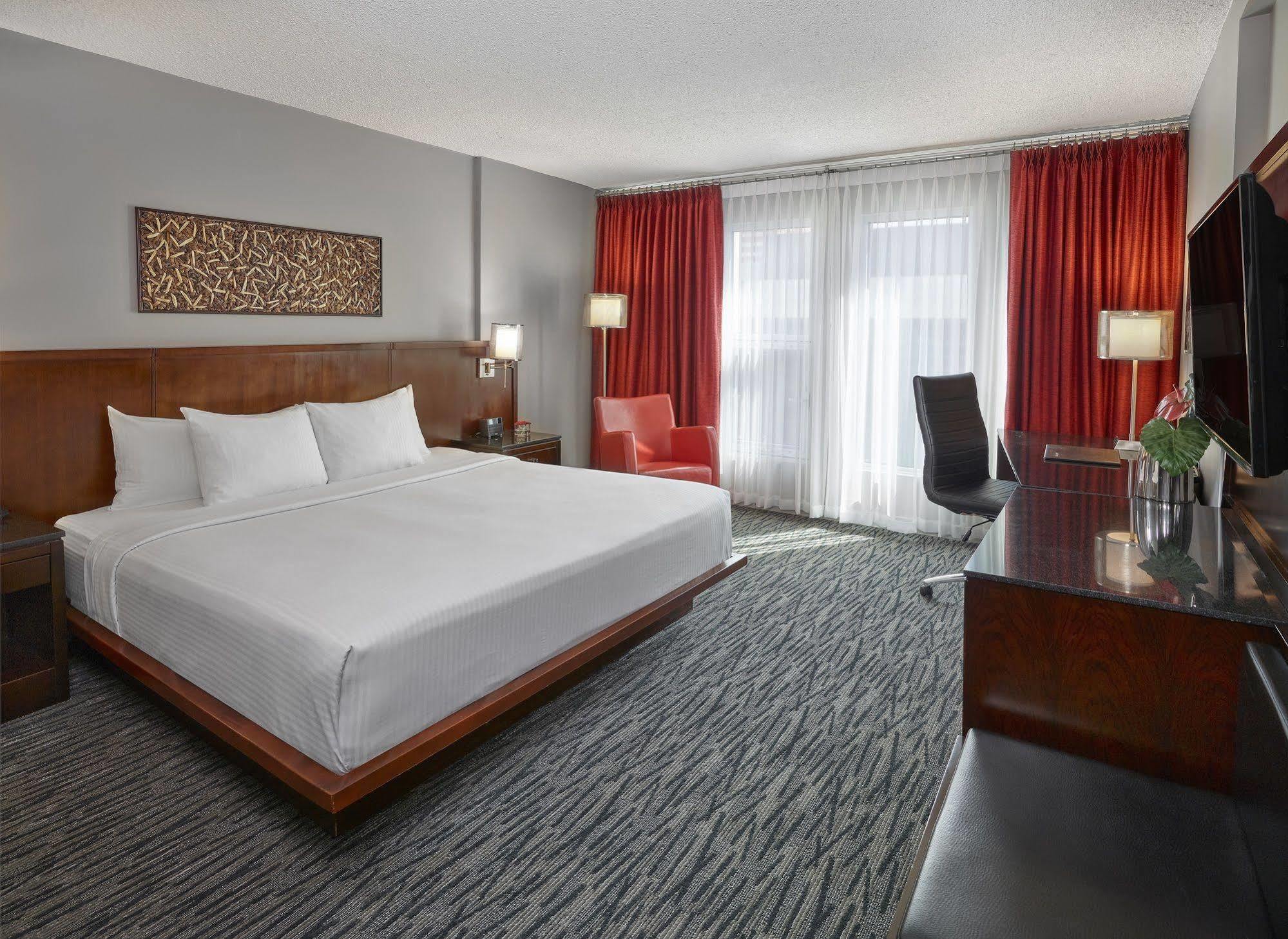 Matrix 4* Edmonton